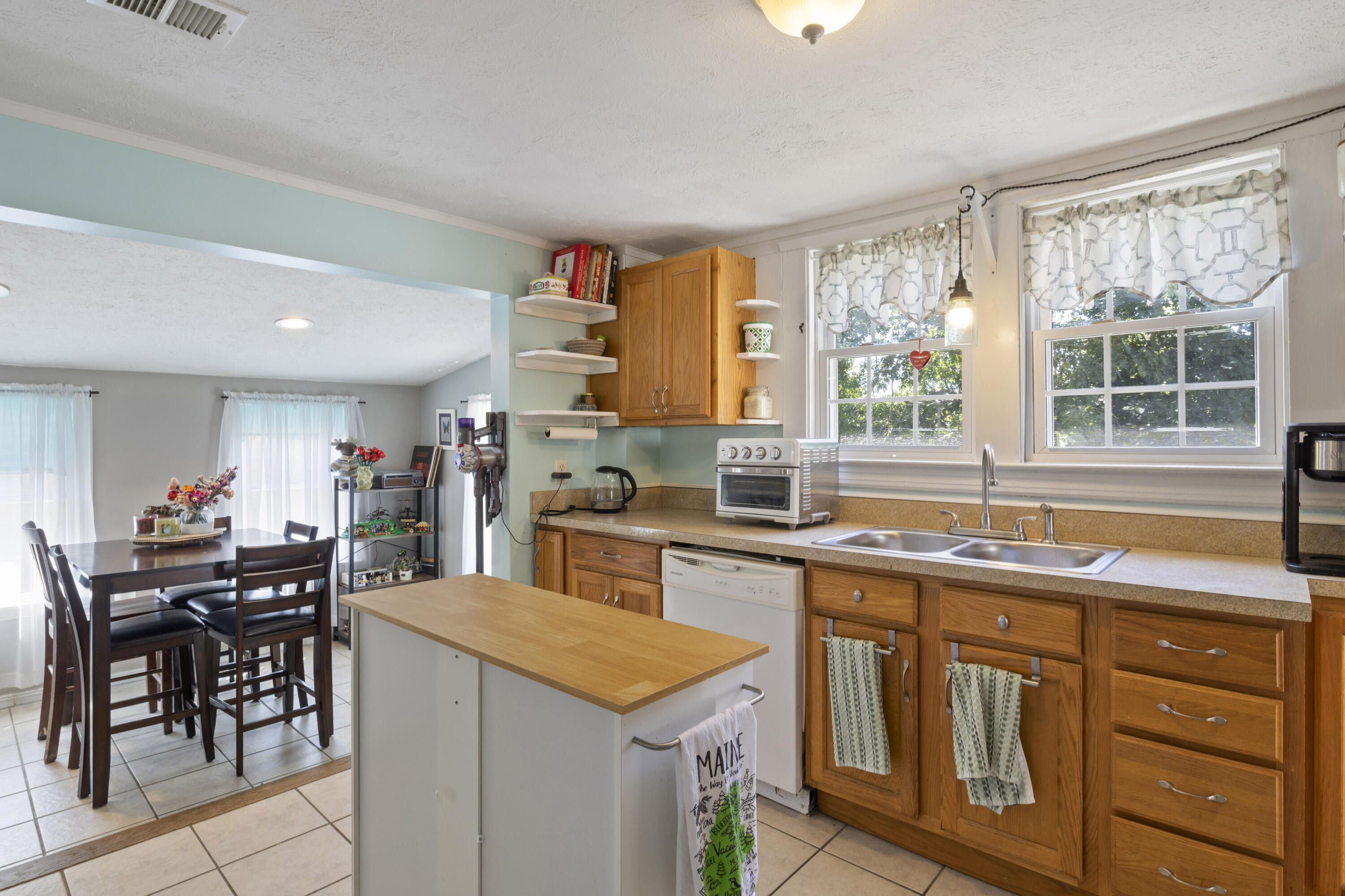 51 Anderson Avenue Property Photo 7