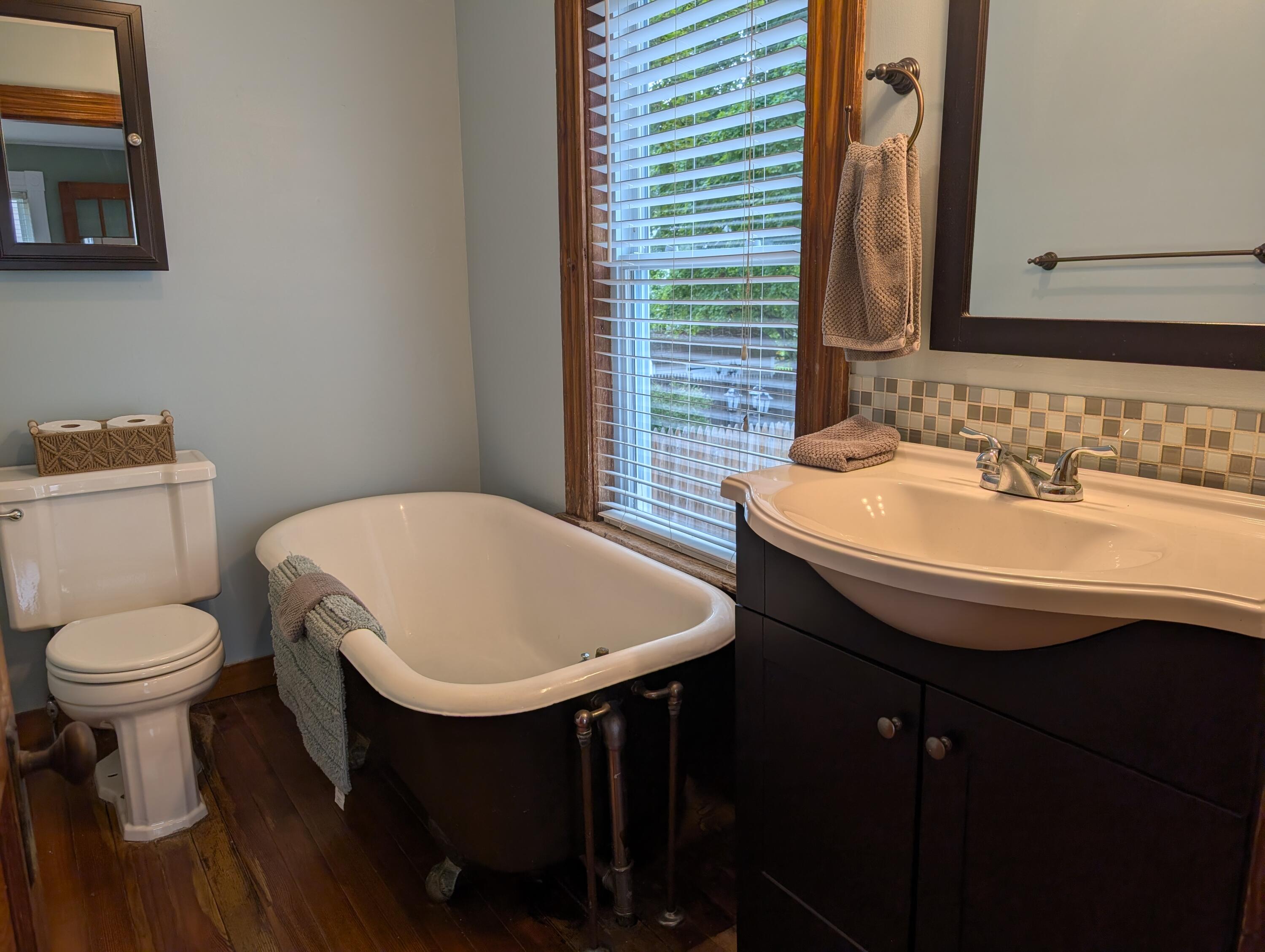 40 Oak Street Property Photo 14