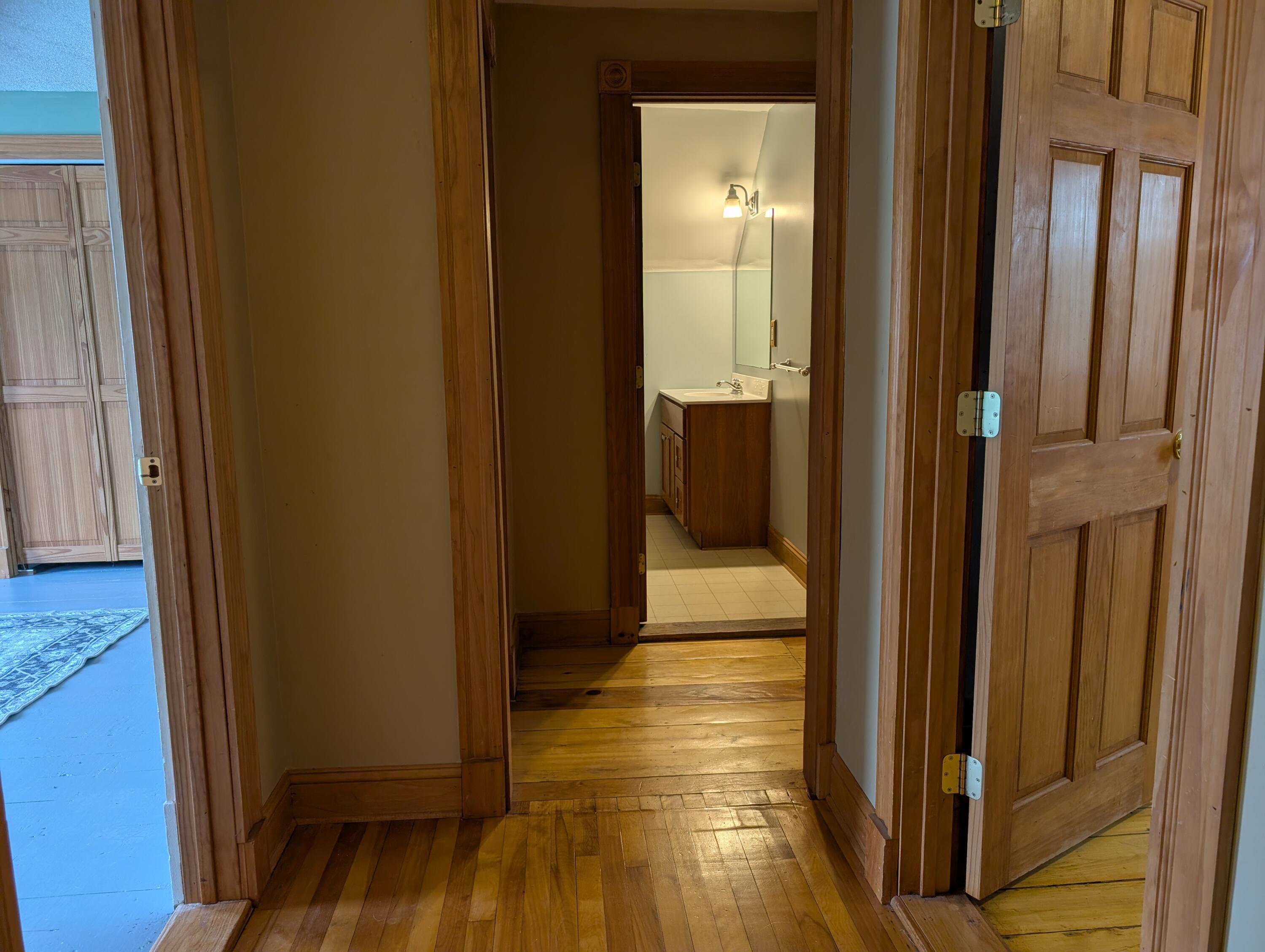 40 Oak Street Property Photo 27