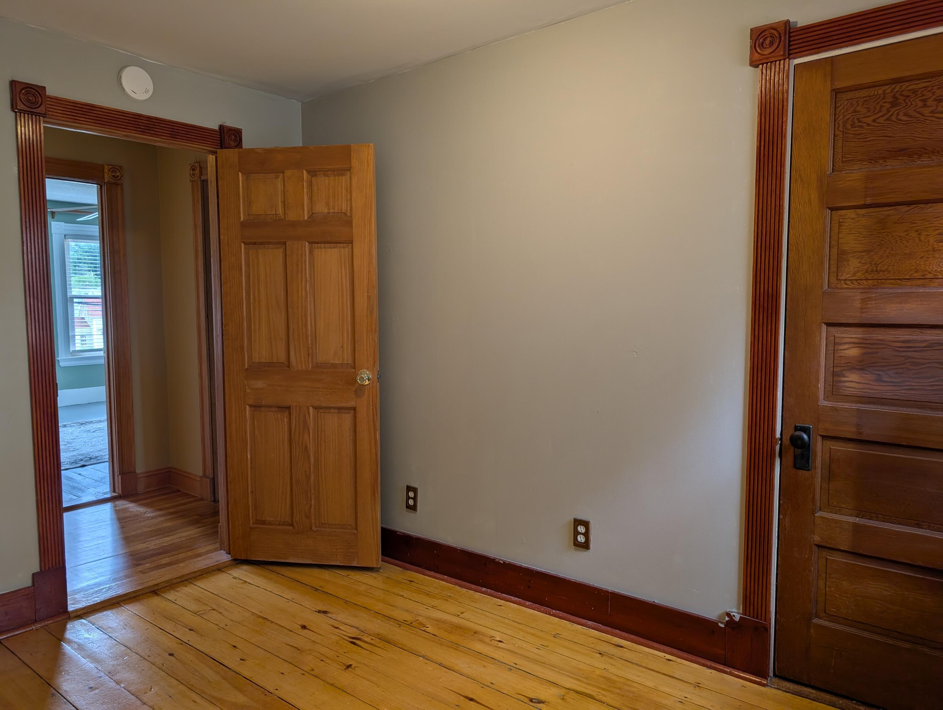 40 Oak Street Property Photo 35