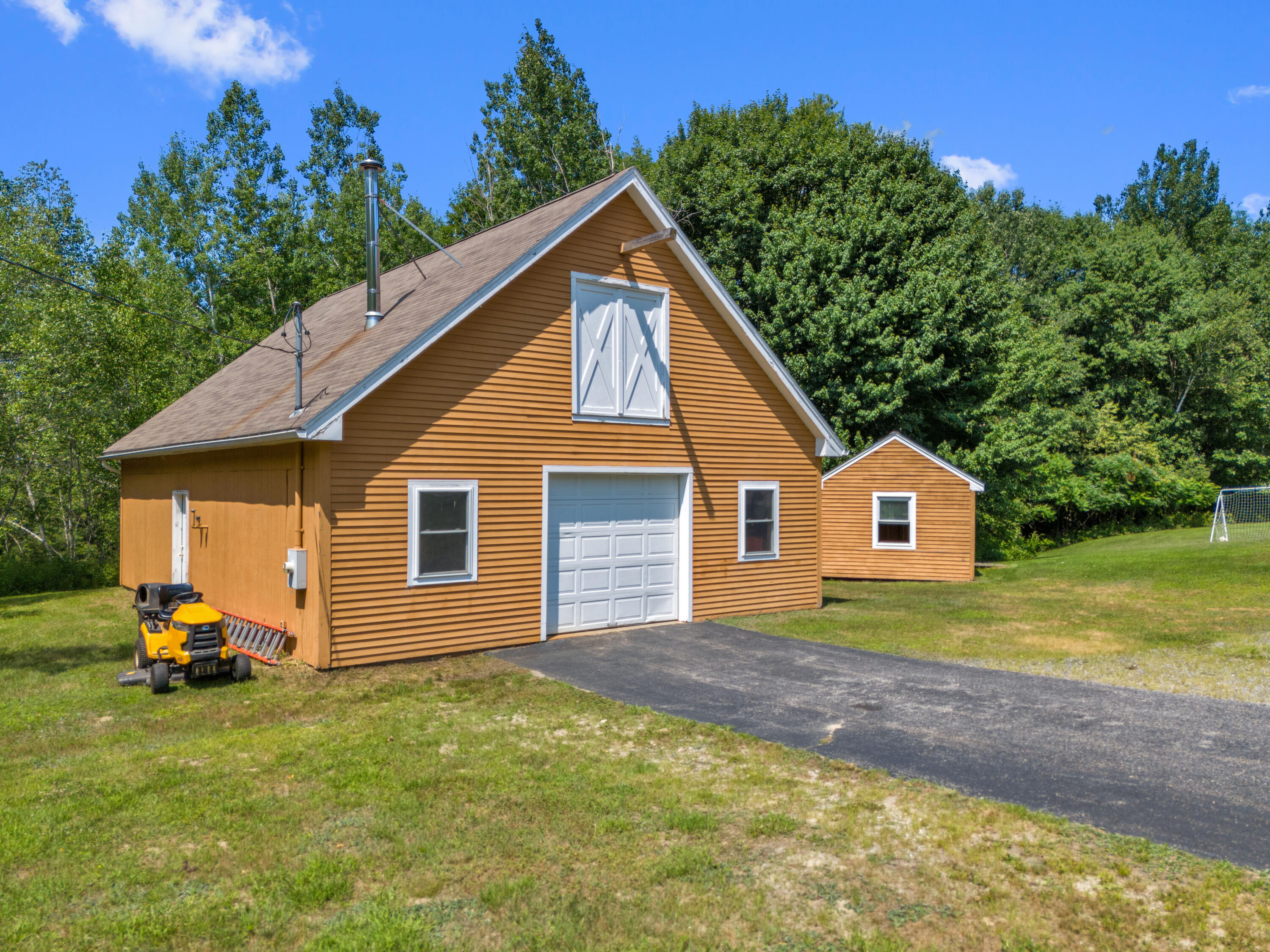 84 Star Drive Property Photo 3