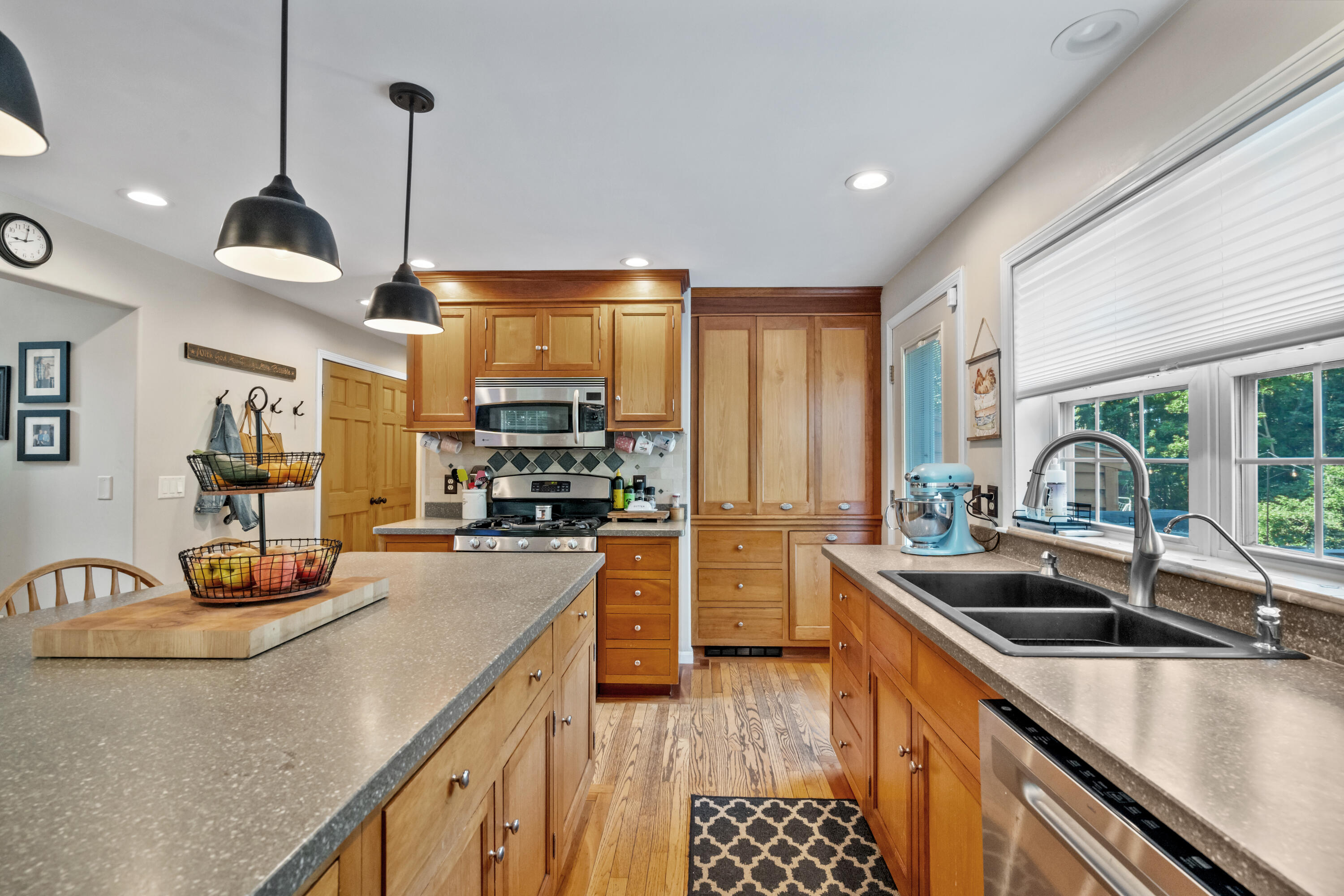84 Star Drive Property Photo 10