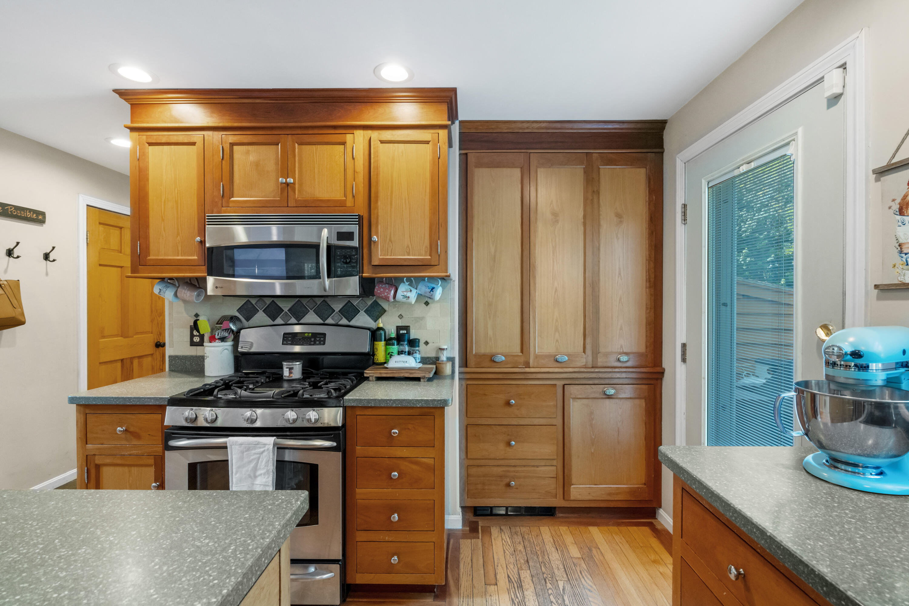 84 Star Drive Property Photo 13