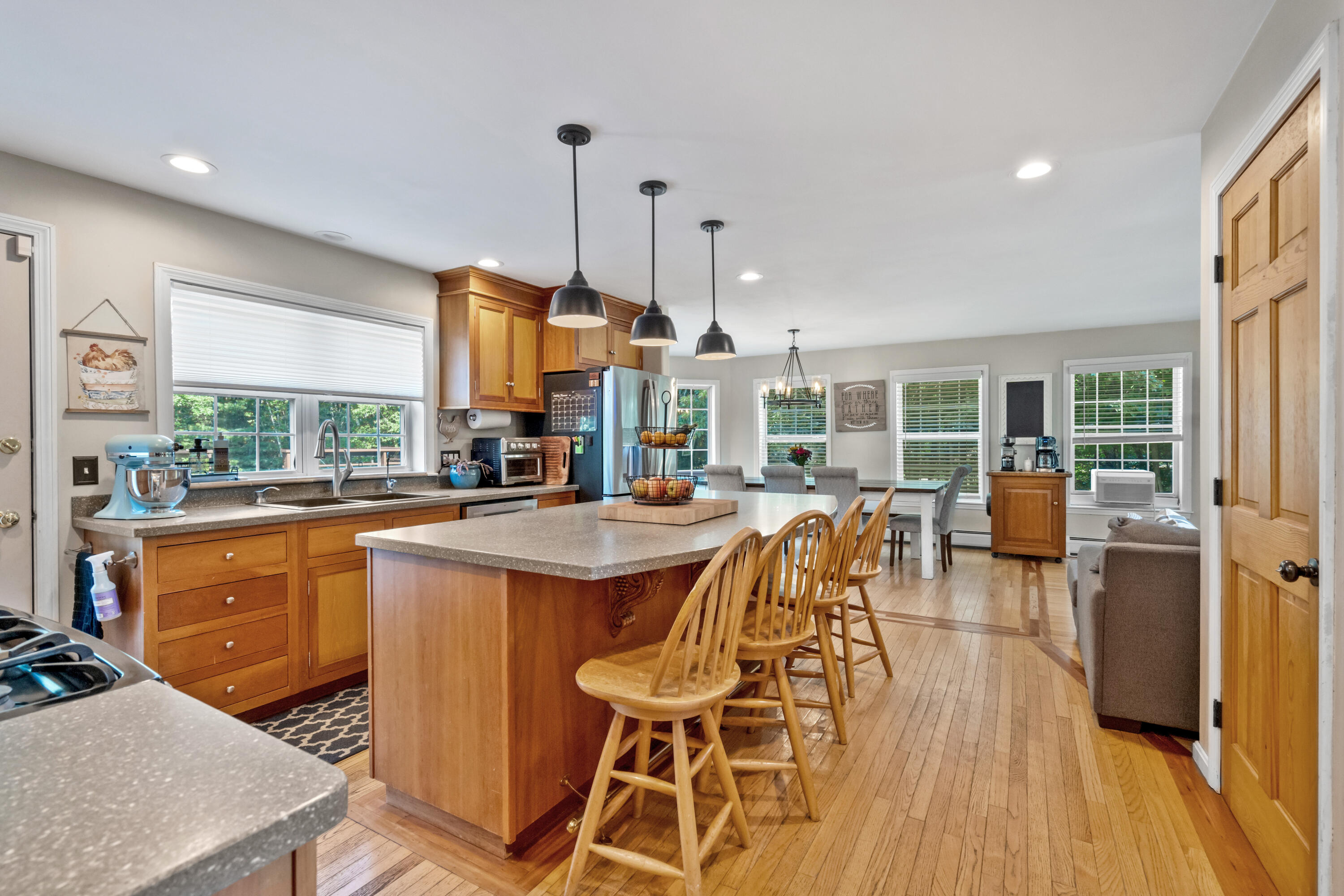 84 Star Drive Property Photo 14