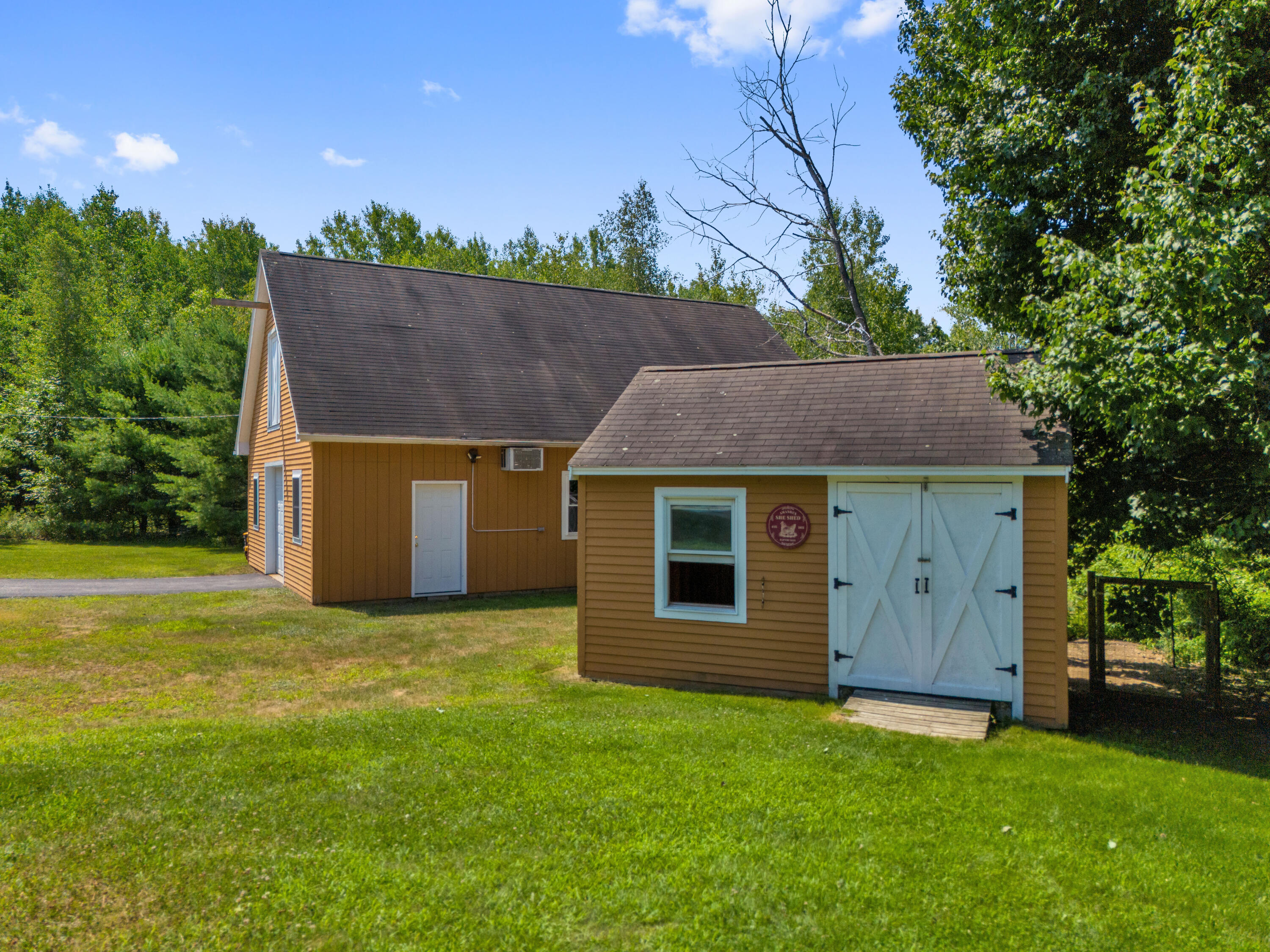 84 Star Drive Property Photo 44