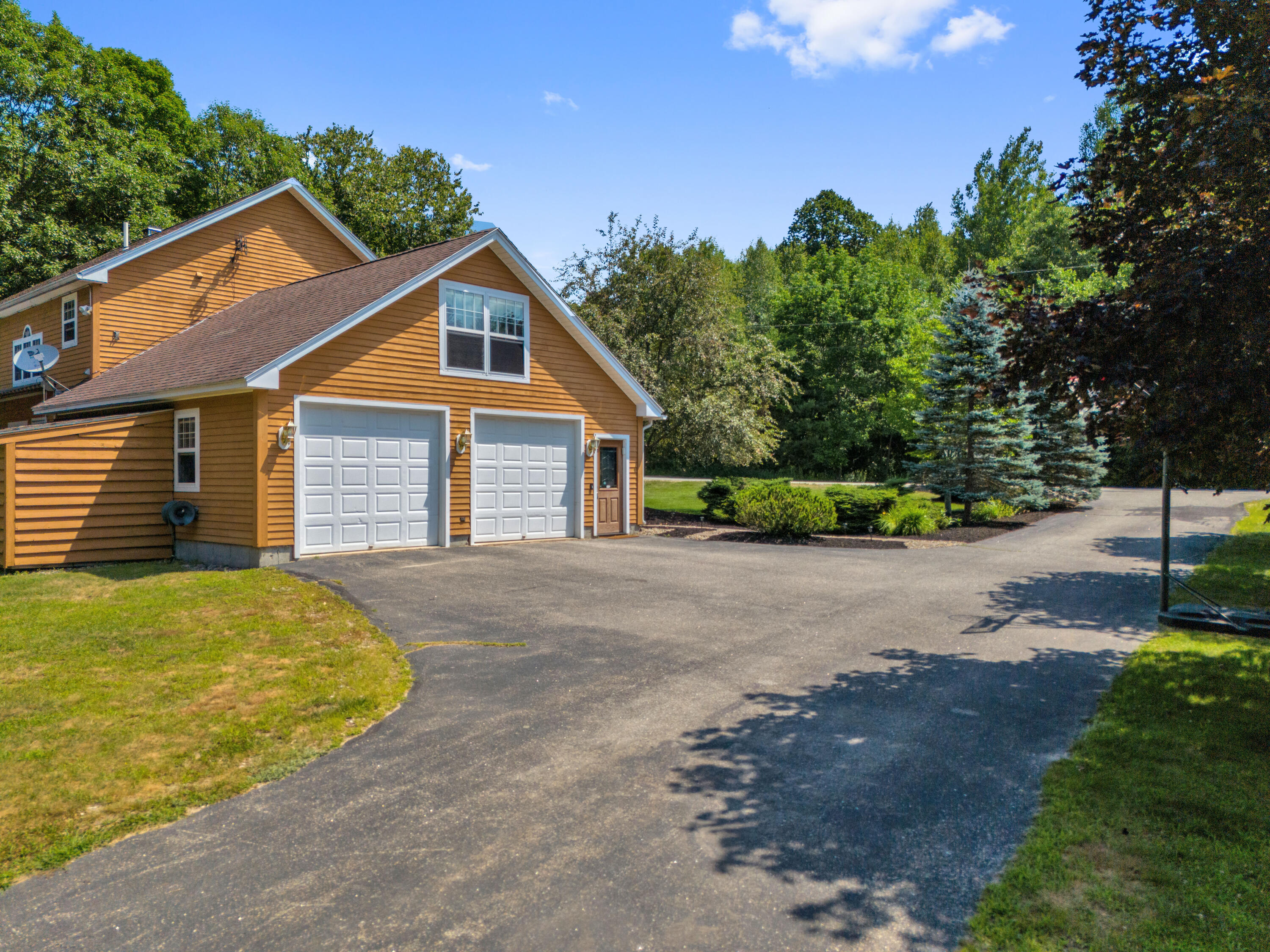 84 Star Drive Property Photo 45