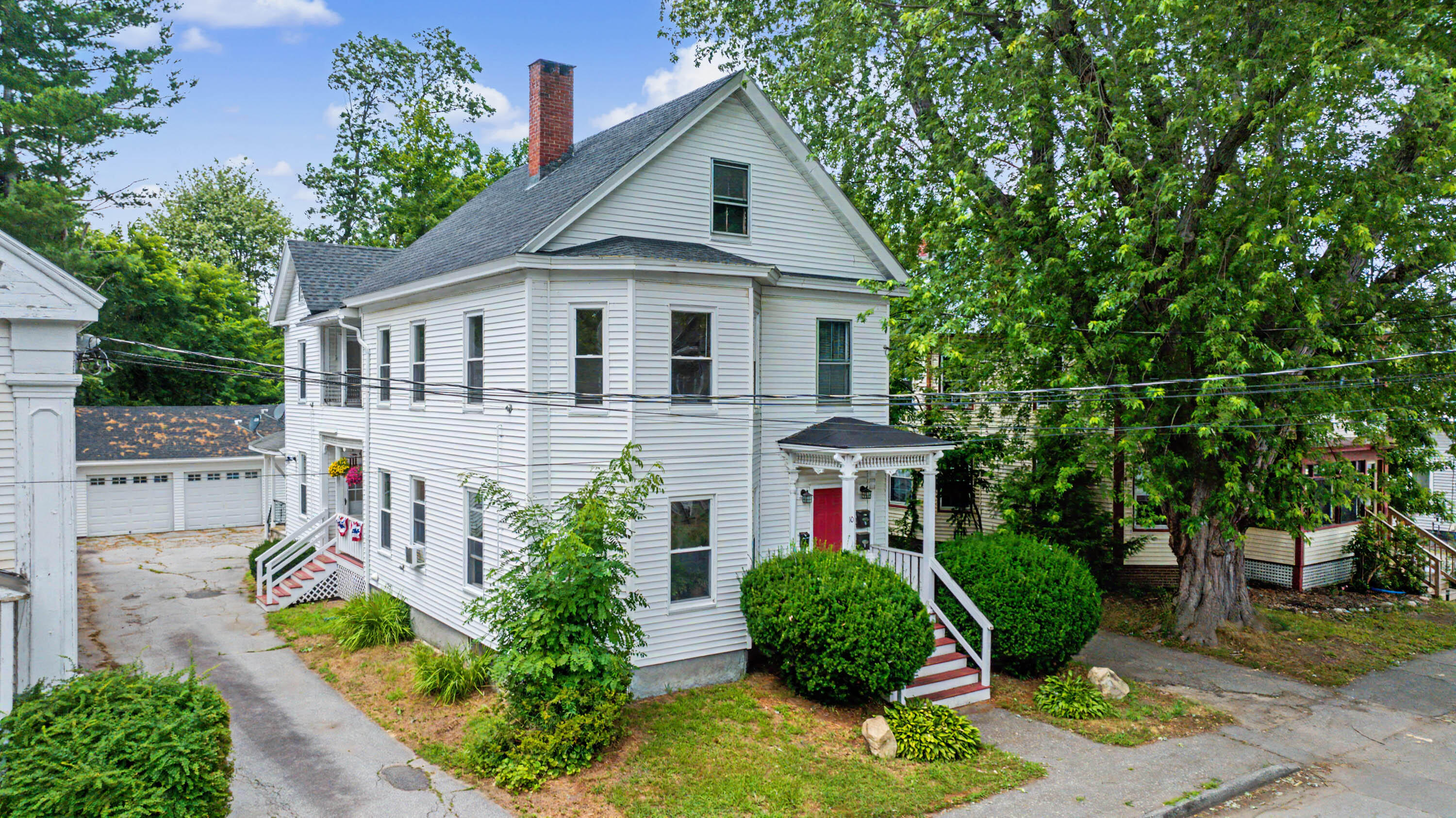 10 Maple Street Property Photo 1