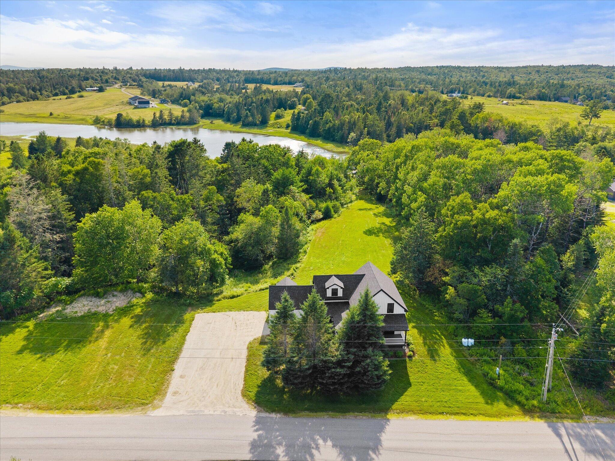 472 Kansas Road Property Photo 3