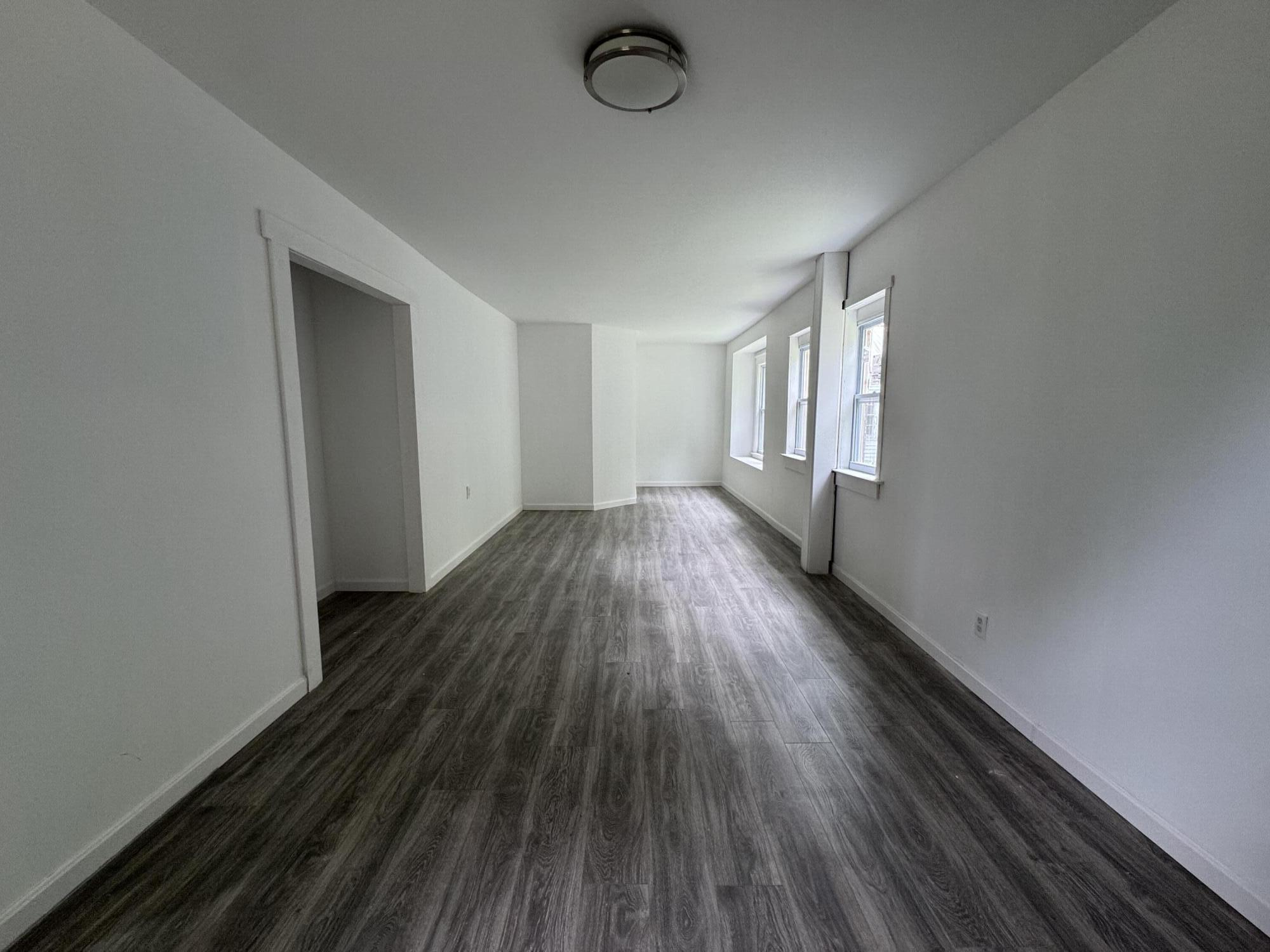 750 Oakland Road Property Photo 10