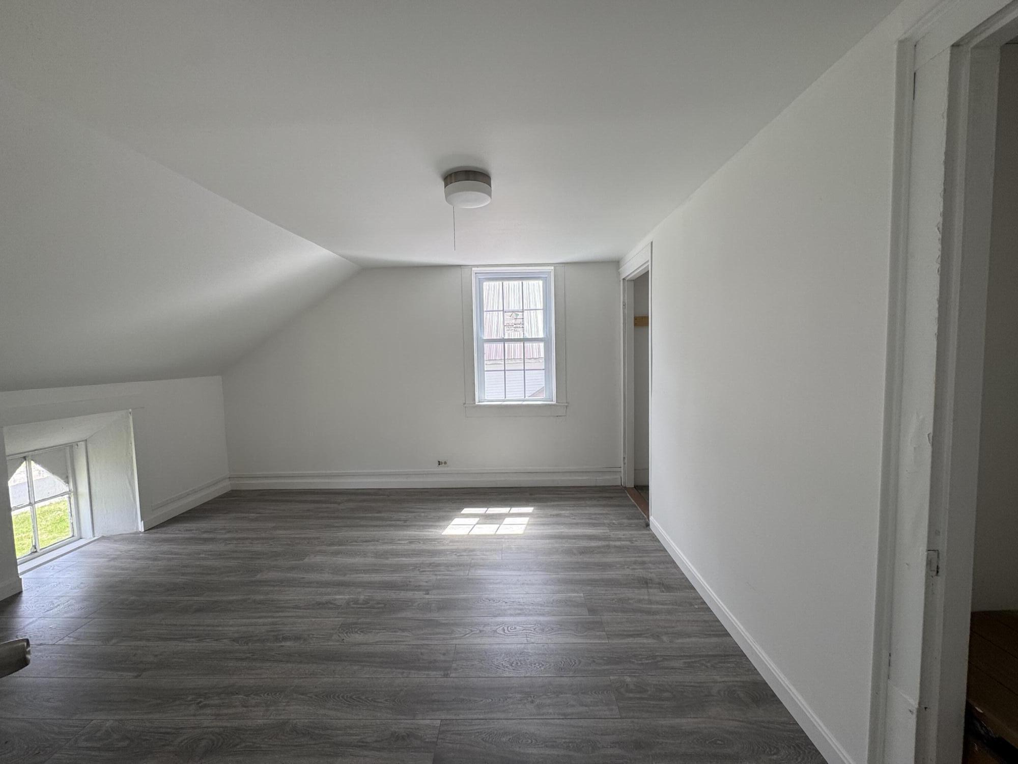 750 Oakland Road Property Photo 13