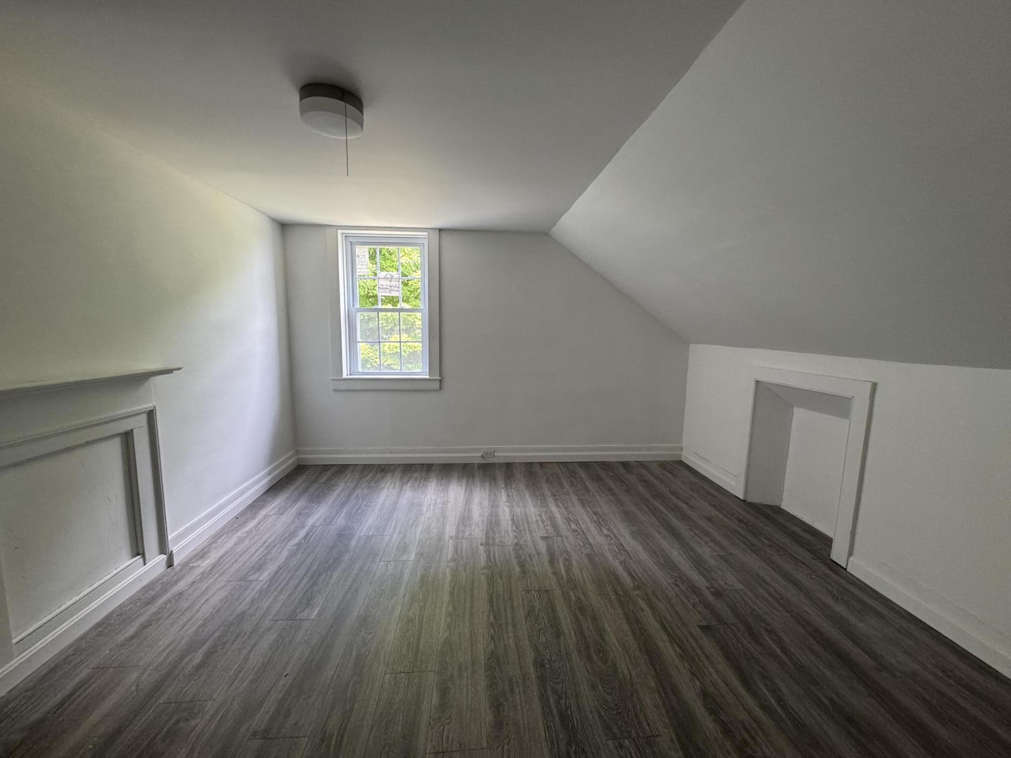 750 Oakland Road Property Photo 14
