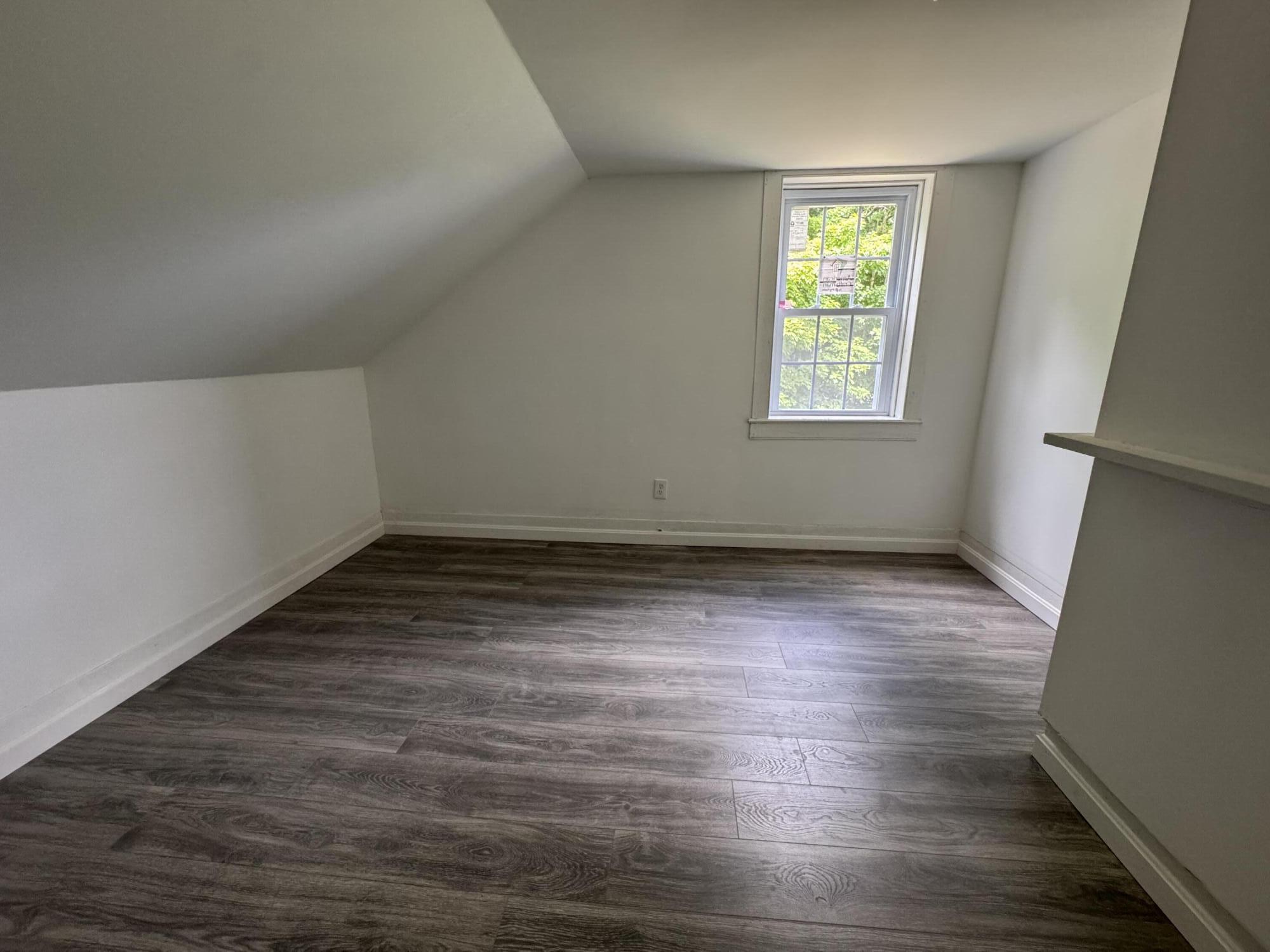750 Oakland Road Property Photo 15