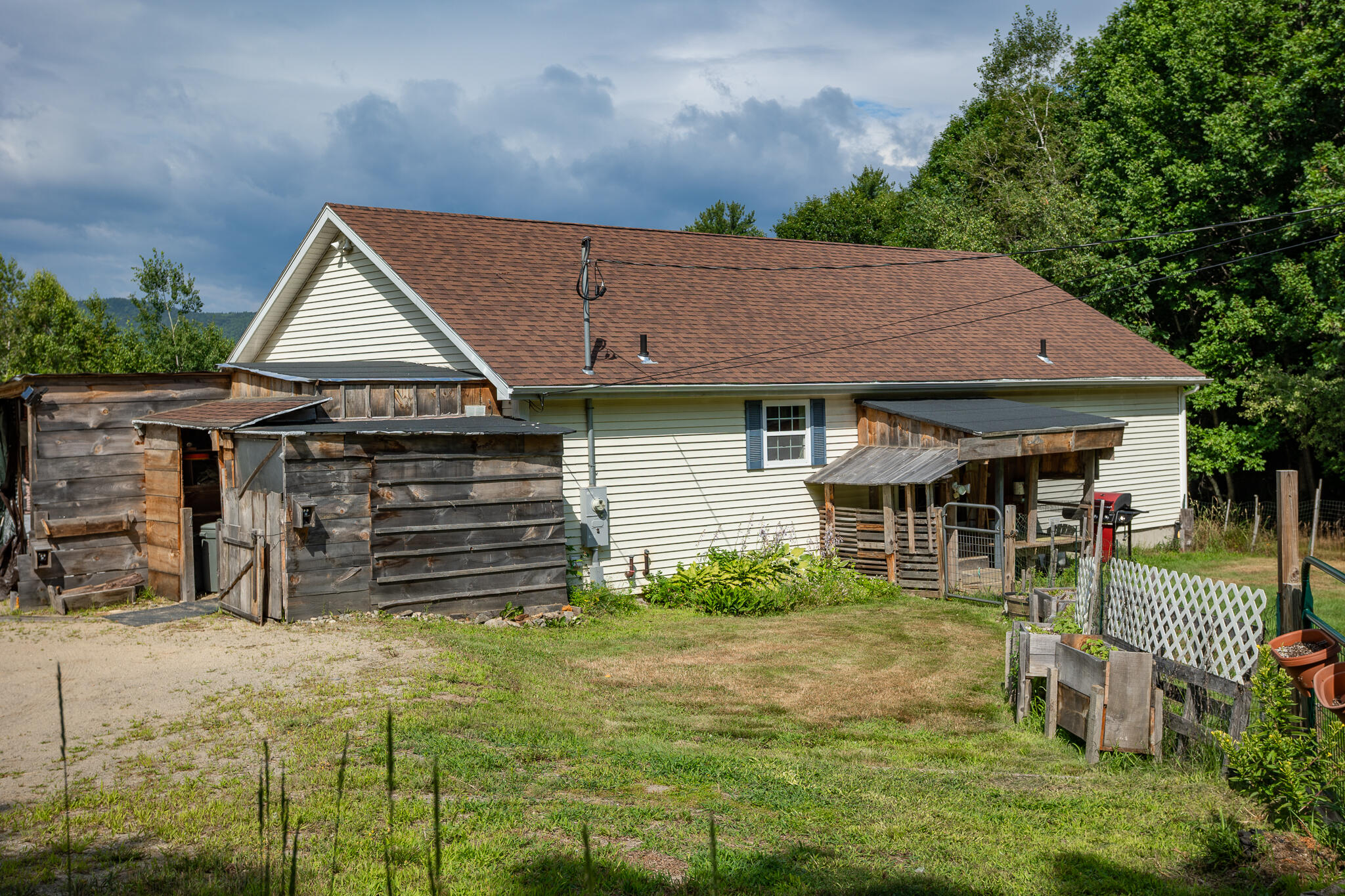 75 Latham Road Property Photo 2