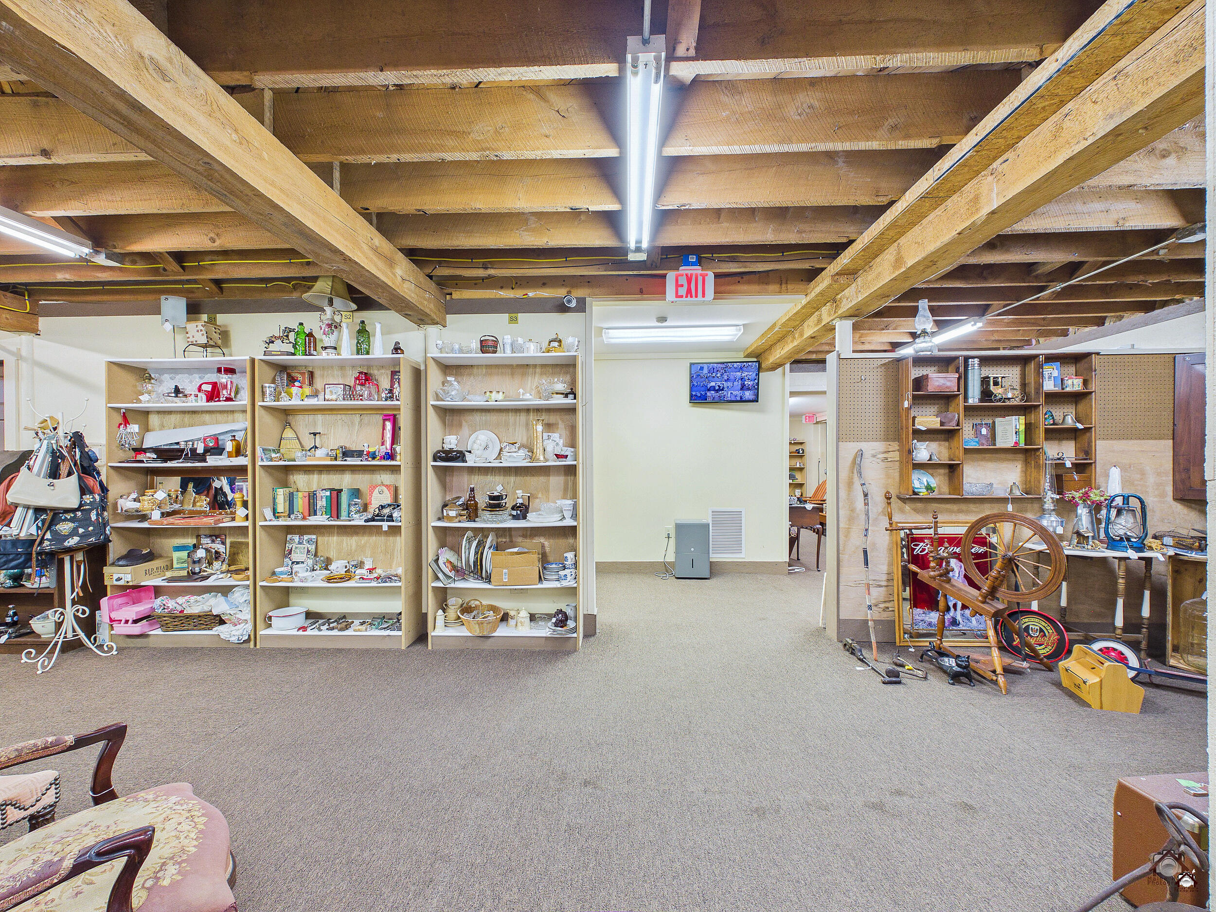 2880 Riverside Drive Property Photo 75
