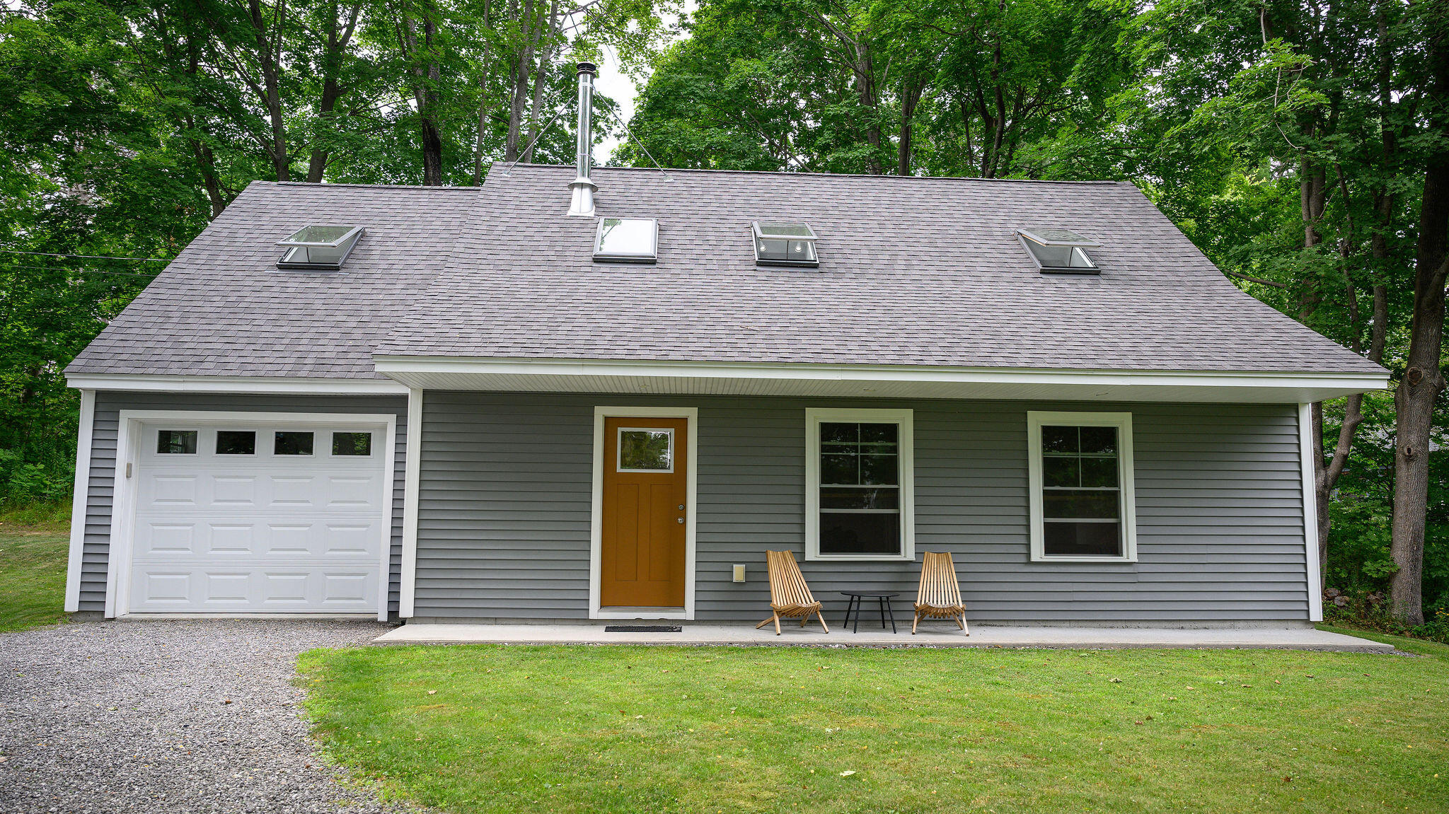 98 River Road Property Photo 1