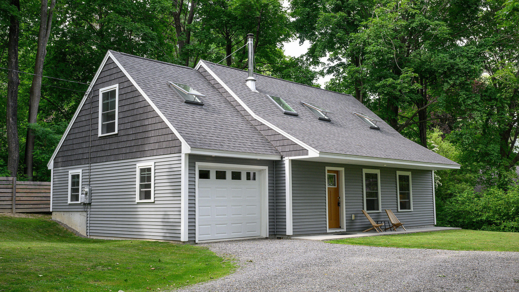 98 River Road Property Photo 2