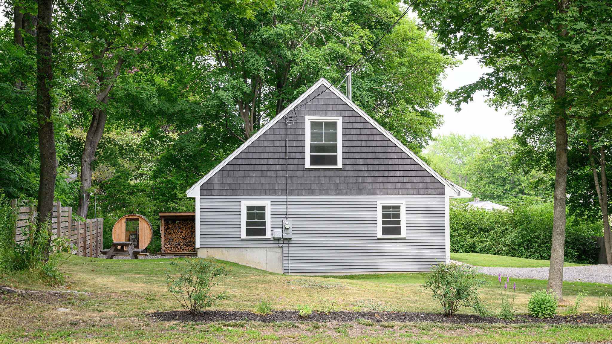 98 River Road Property Photo 3