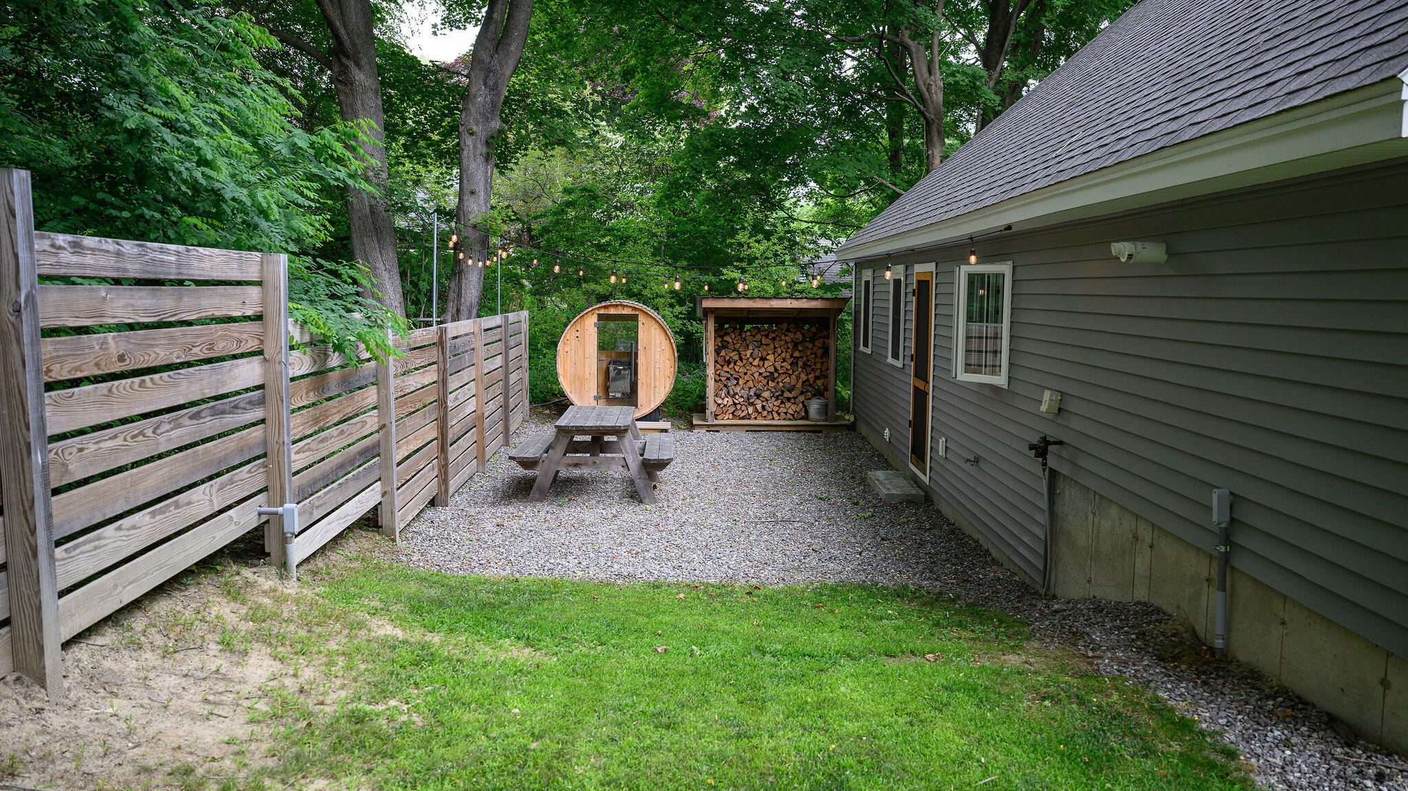 98 River Road Property Photo 5