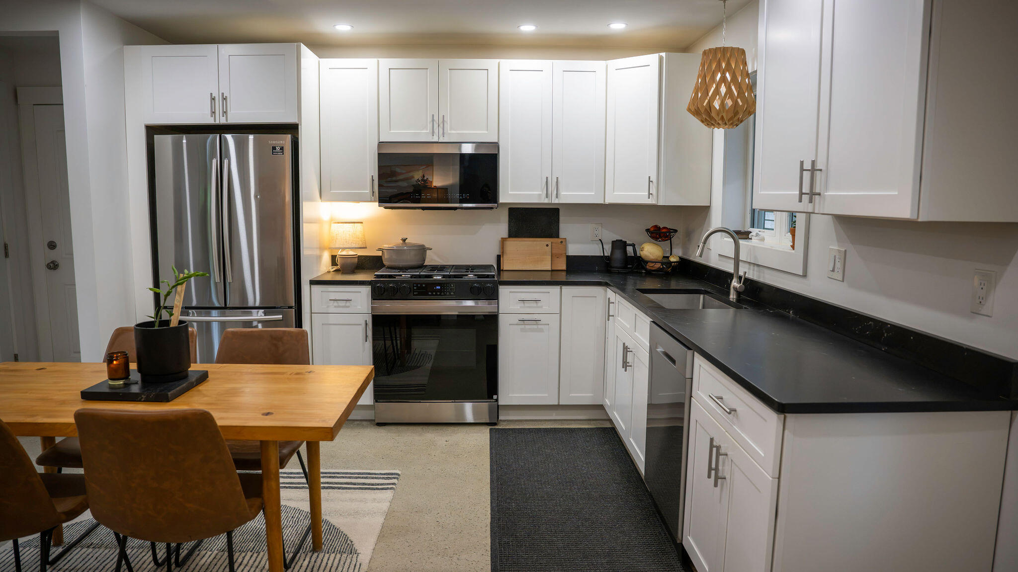 98 River Road Property Photo 11