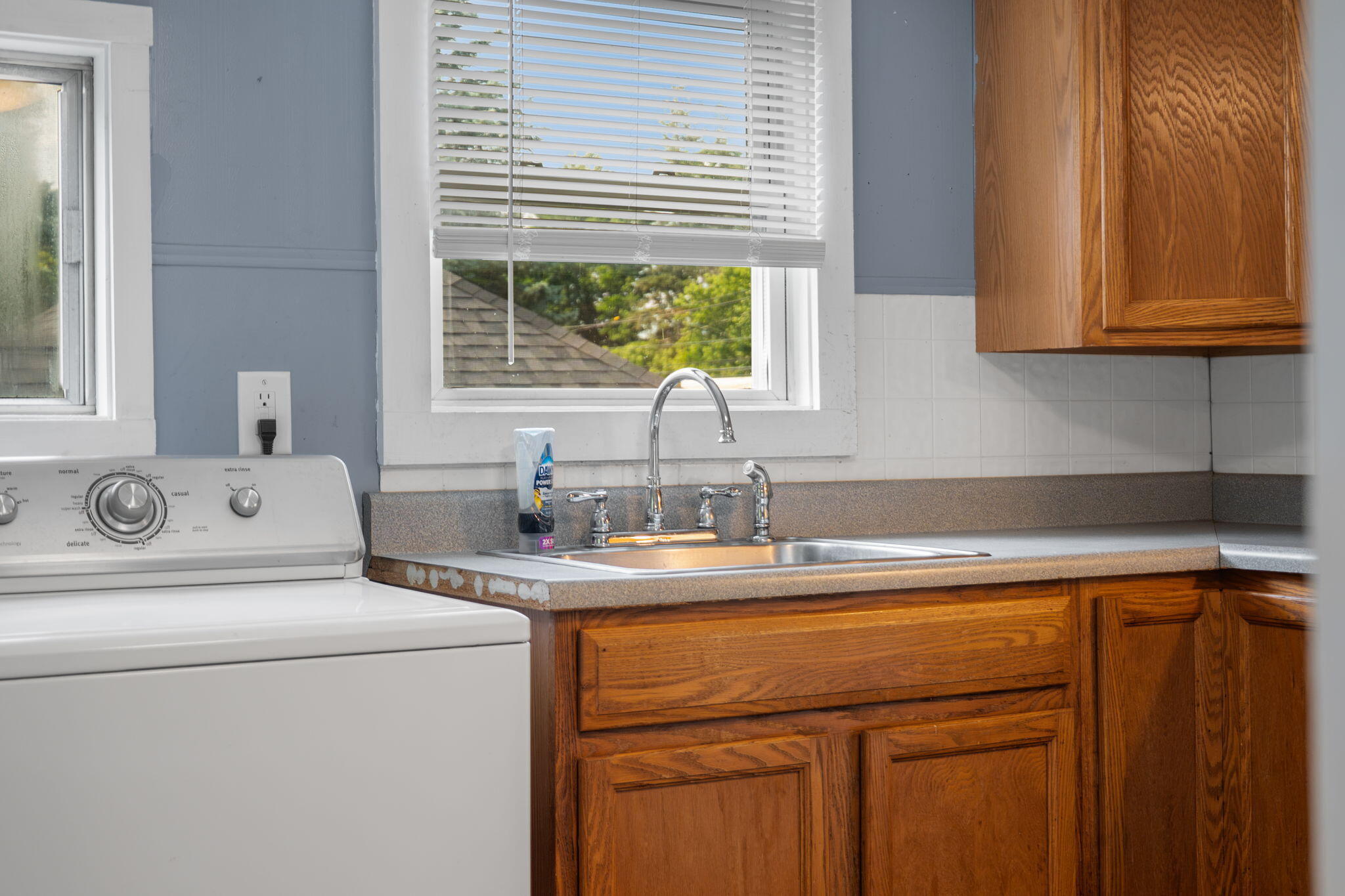 103 Chamberlain Street Property Photo 16