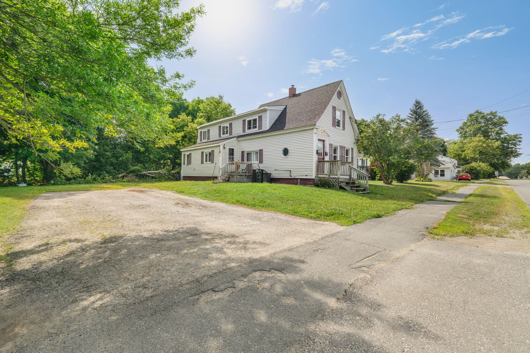 103 Chamberlain Street Property Photo 32