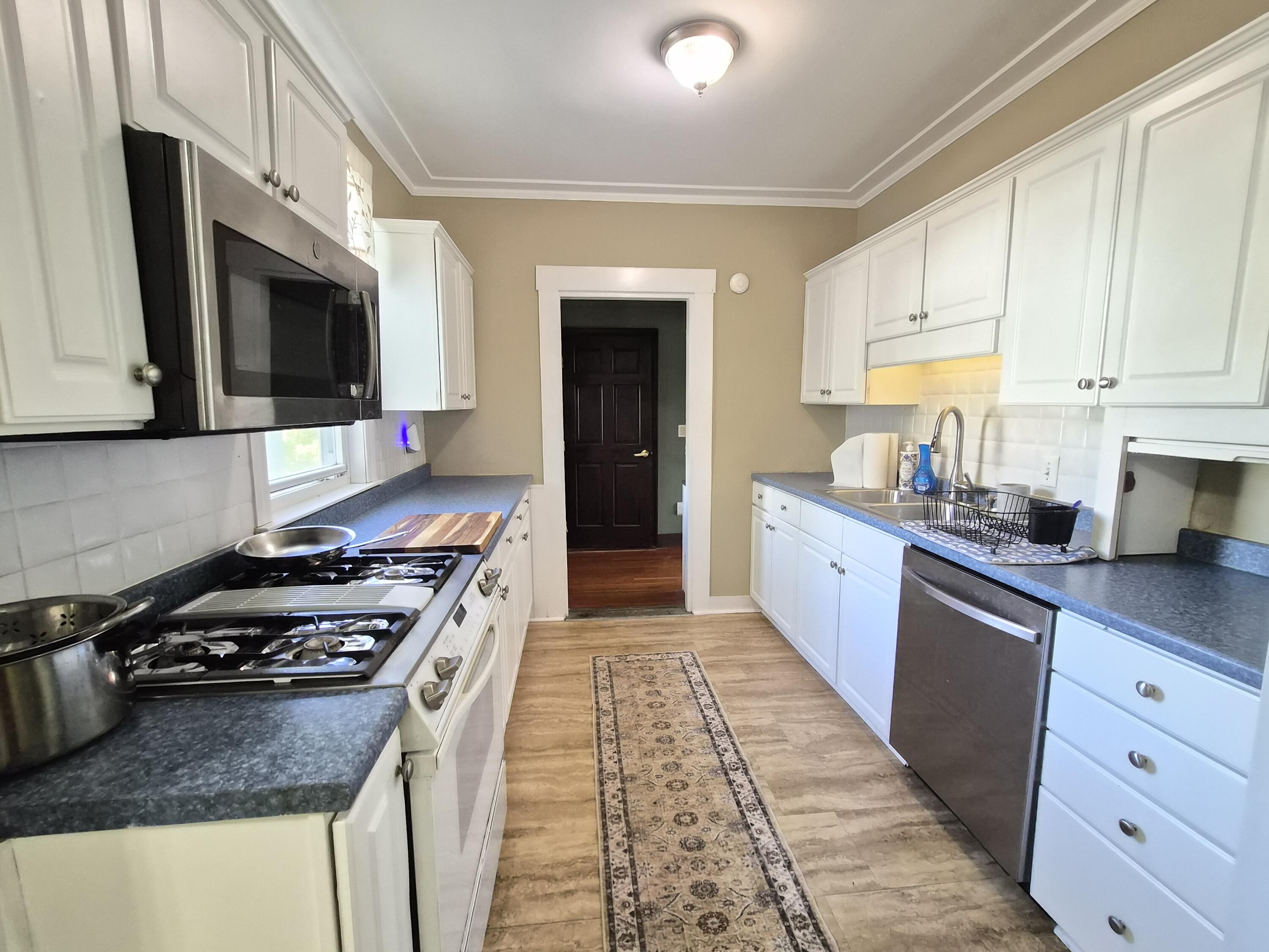 49 High Street Property Photo 10
