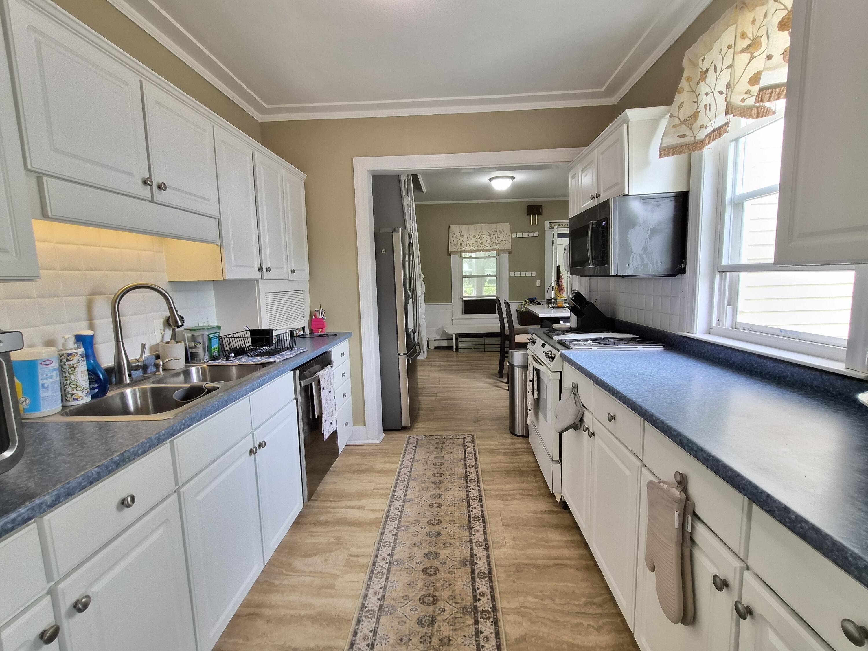 49 High Street Property Photo 24
