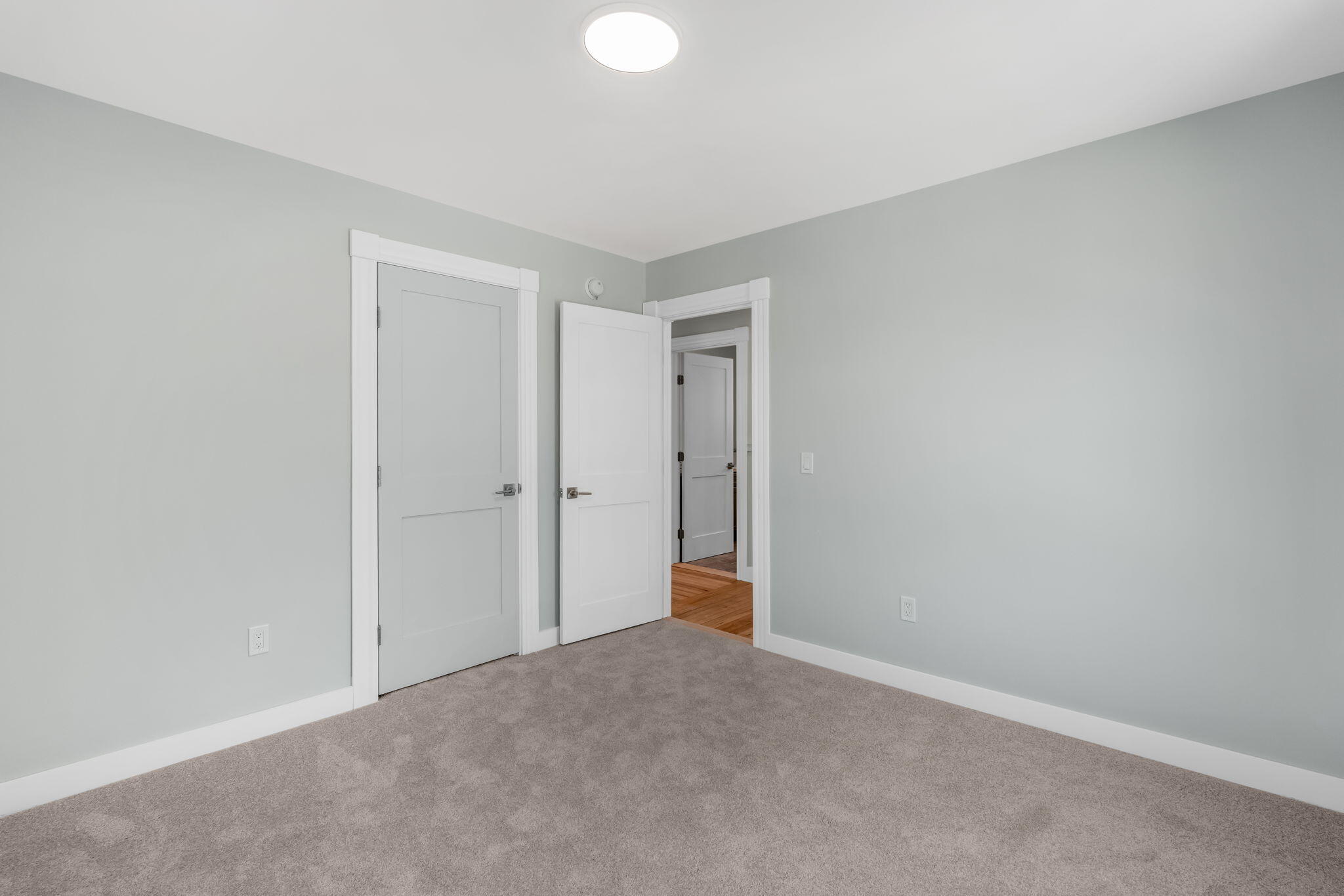 54 Greeley Avenue Property Photo 31