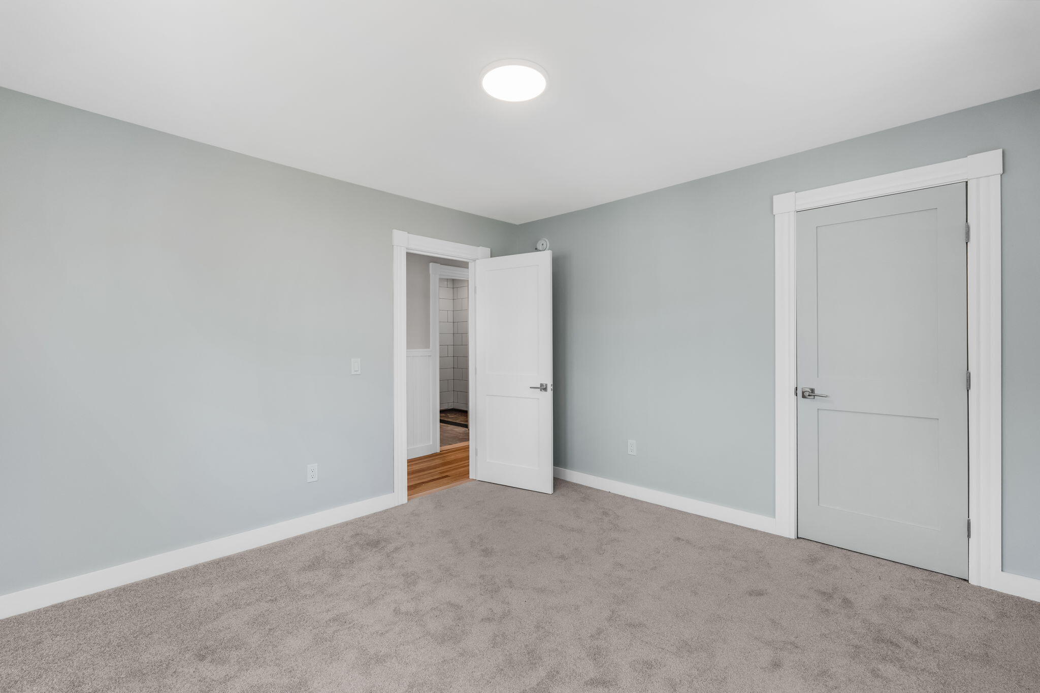 54 Greeley Avenue Property Photo 34