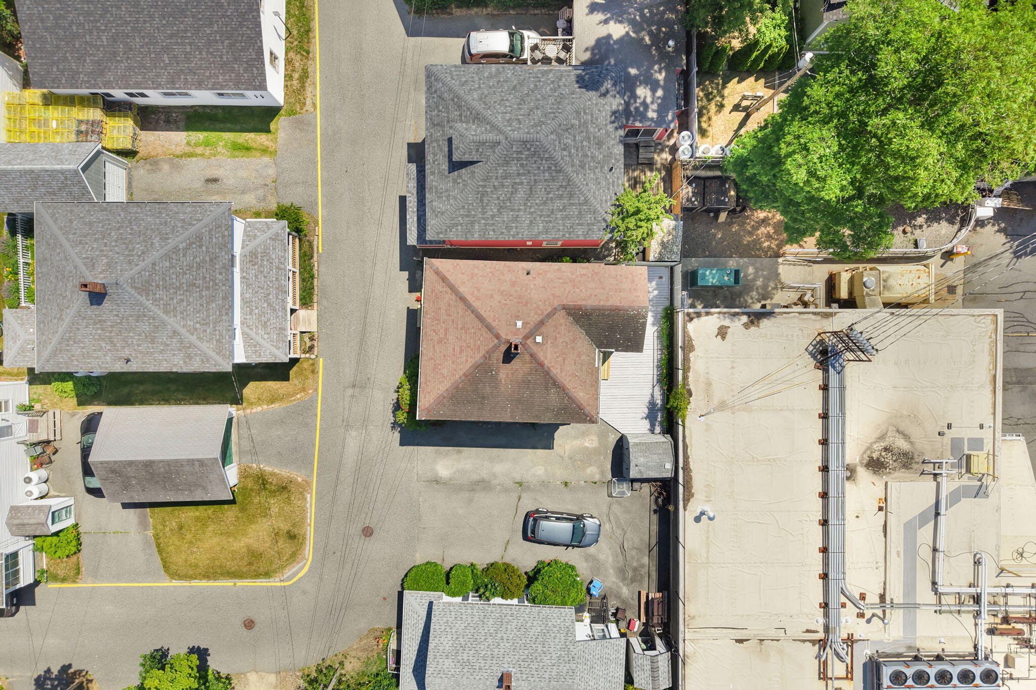 54 Greeley Avenue Property Photo 39