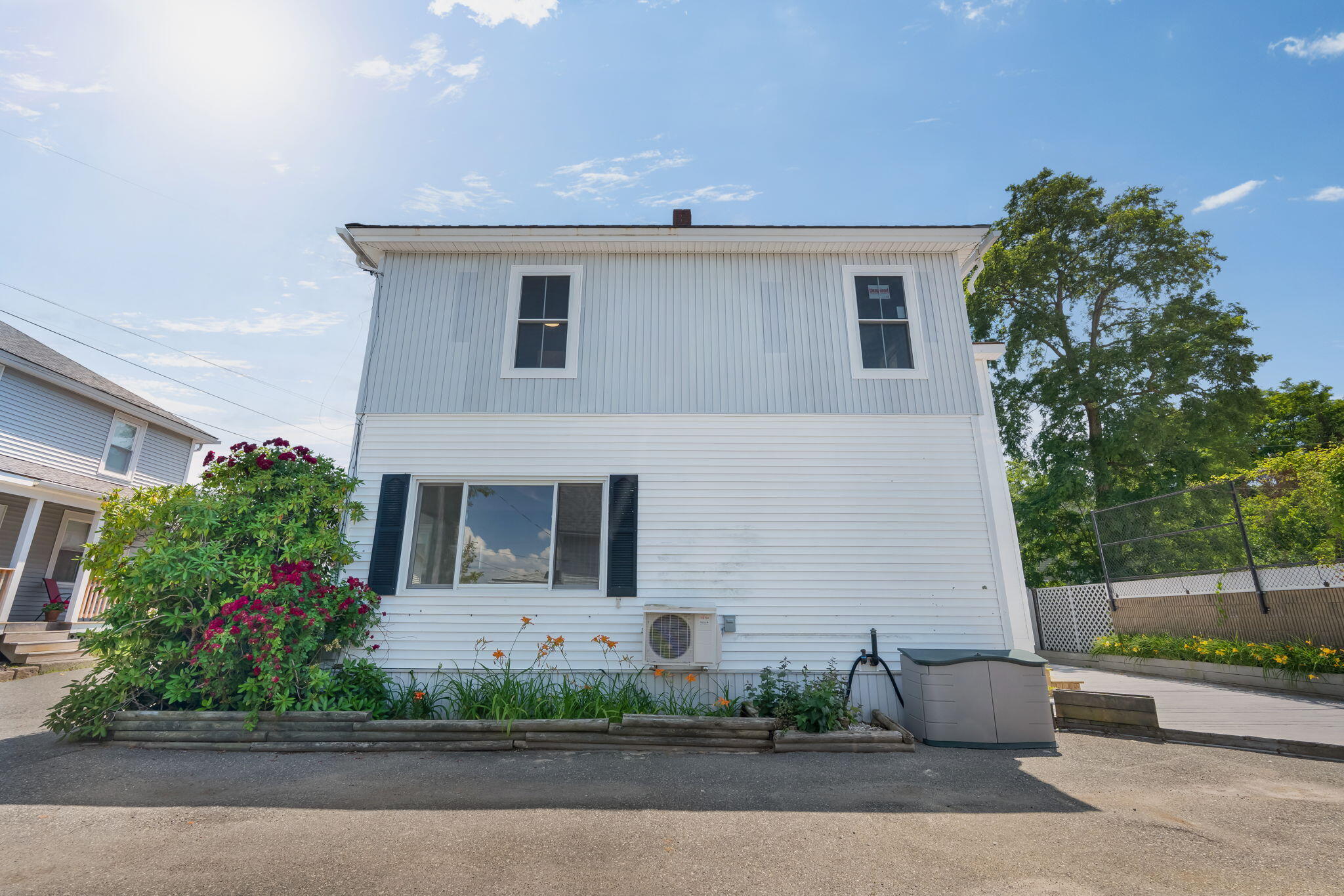 54 Greeley Avenue Property Photo 42