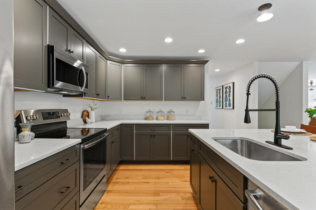 5 Hemlock Hill Road Property Photo 5