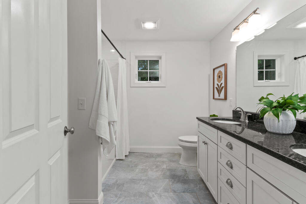 5 Hemlock Hill Road Property Photo 22