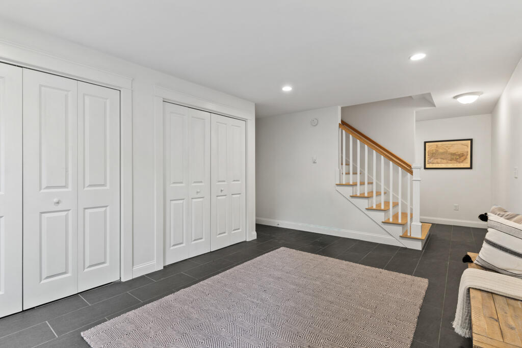 5 Hemlock Hill Road Property Photo 27