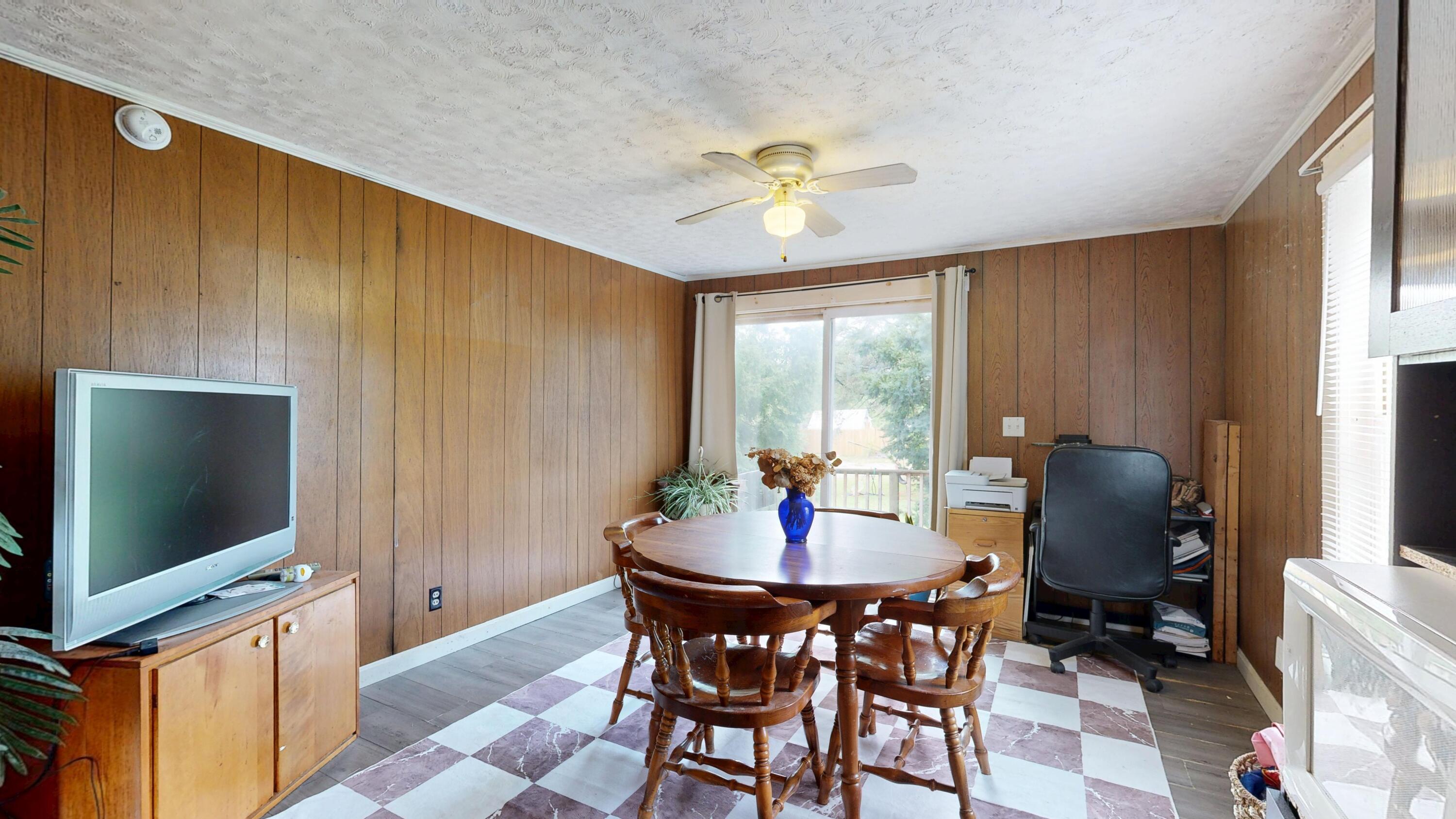 176 Main Street Property Photo 14