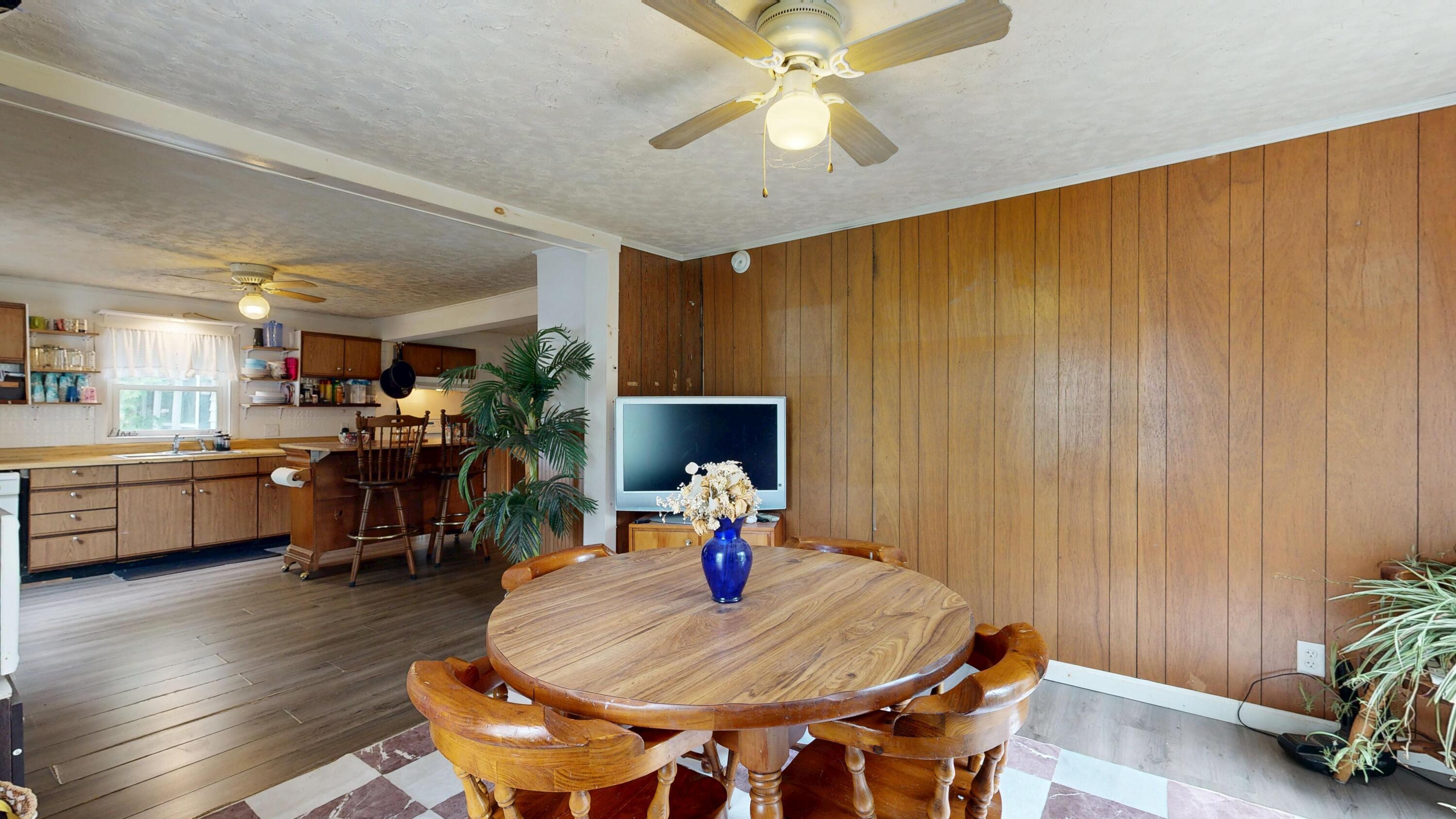 176 Main Street Property Photo 18