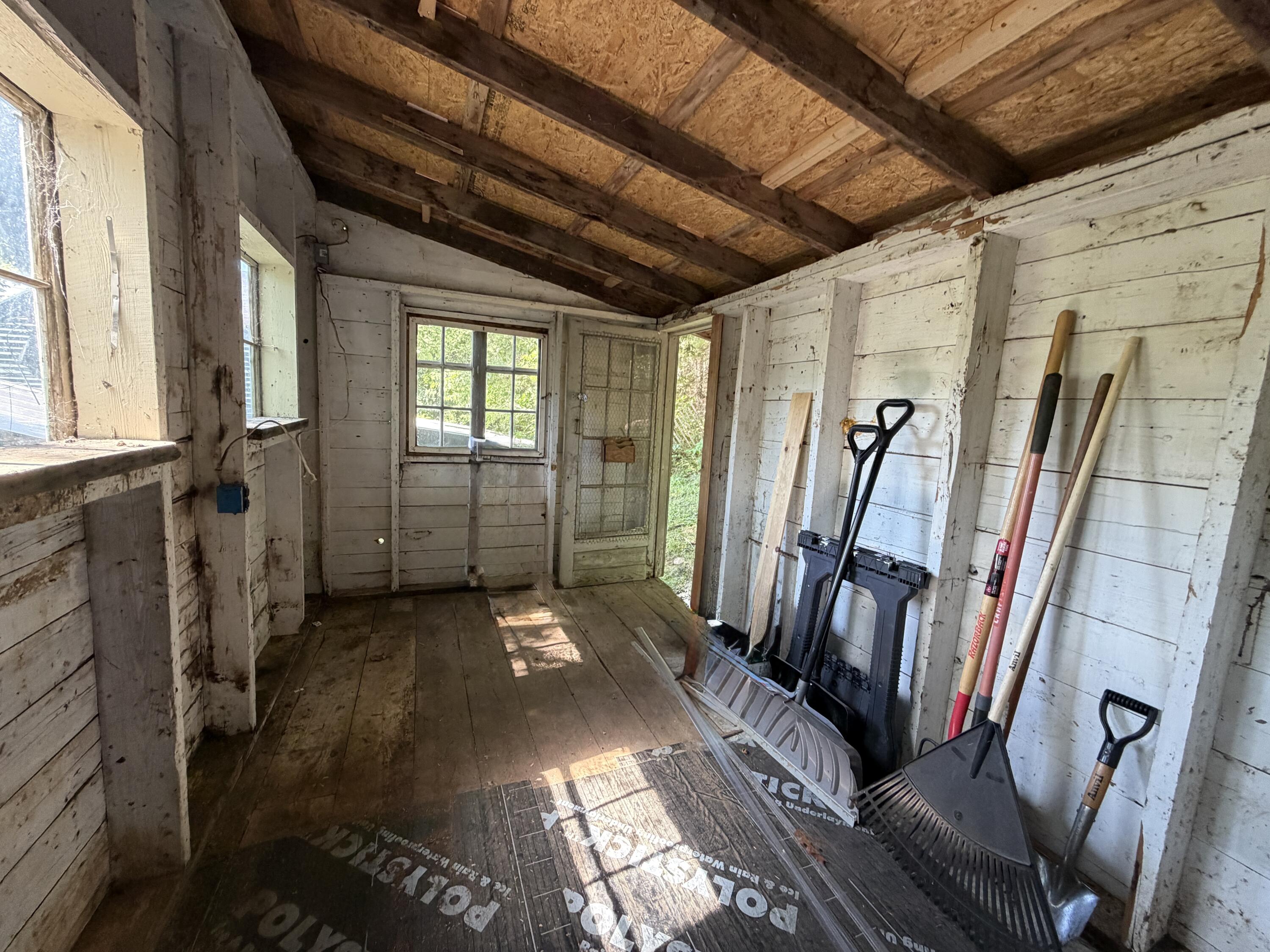 674 Appleton Road Property Photo 35