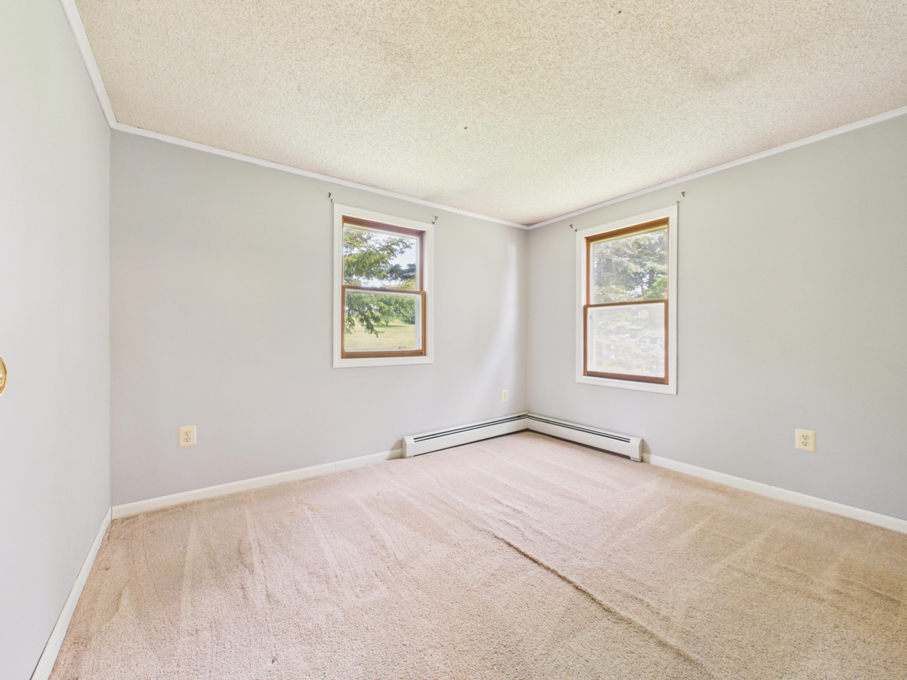 54 Country Road Property Photo 18
