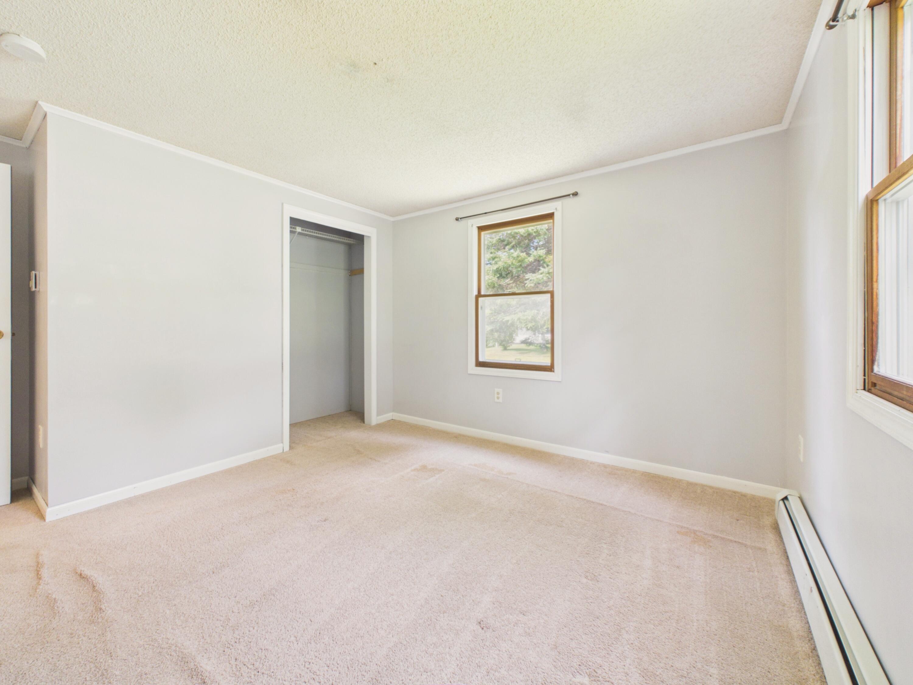 54 Country Road Property Photo 20