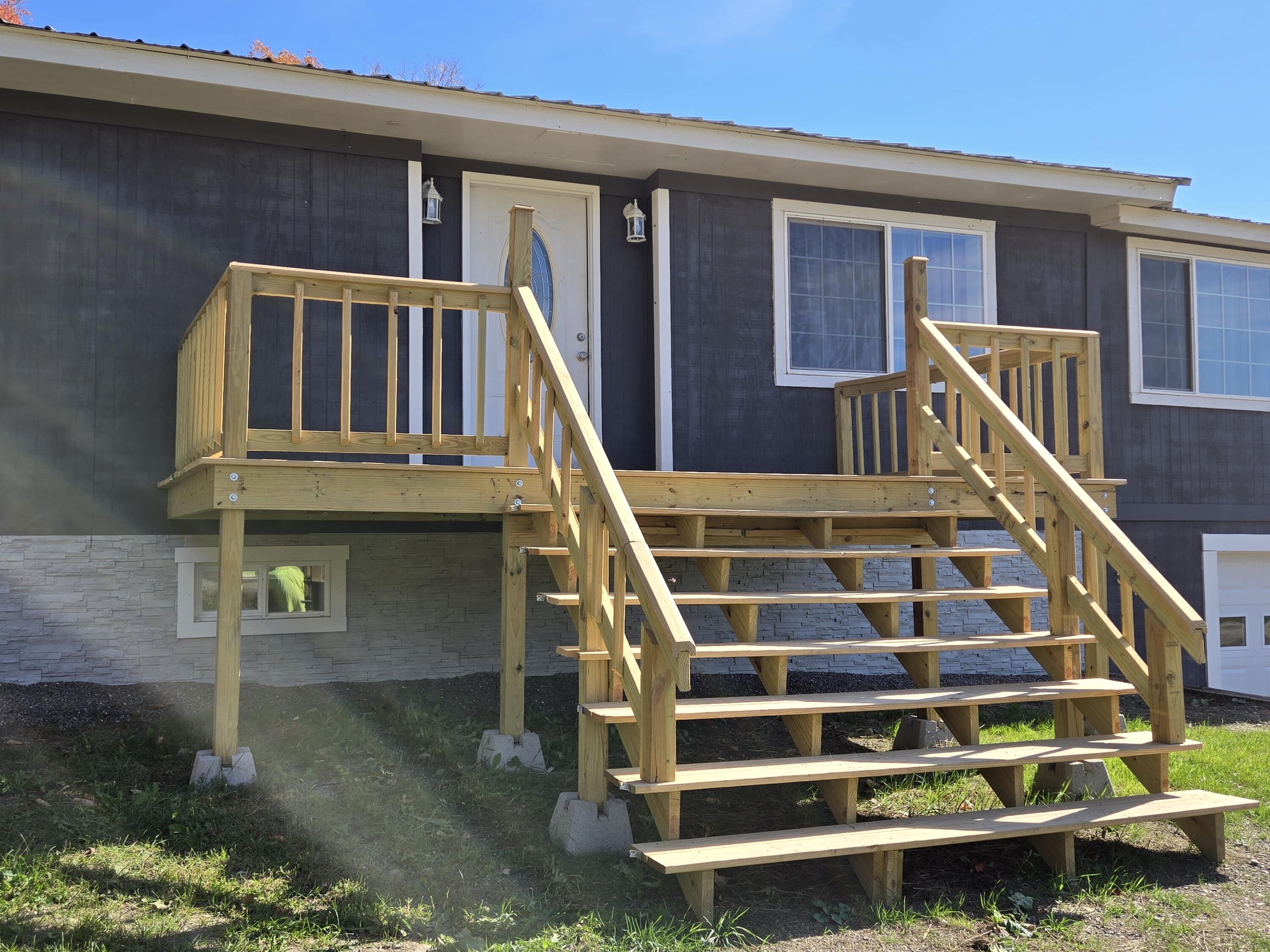 526 Thompson Settlement Road Property Photo 3