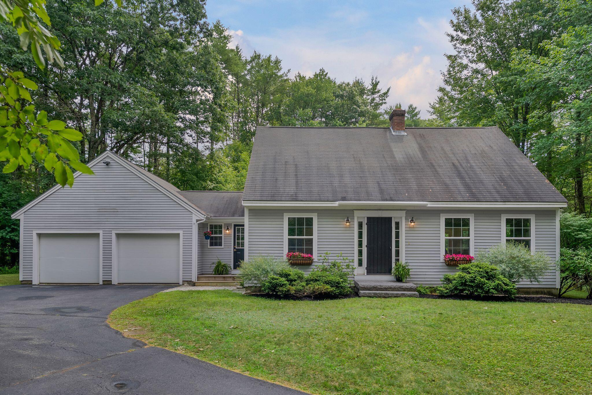 14 Titcomb Field Road Property Photo 1