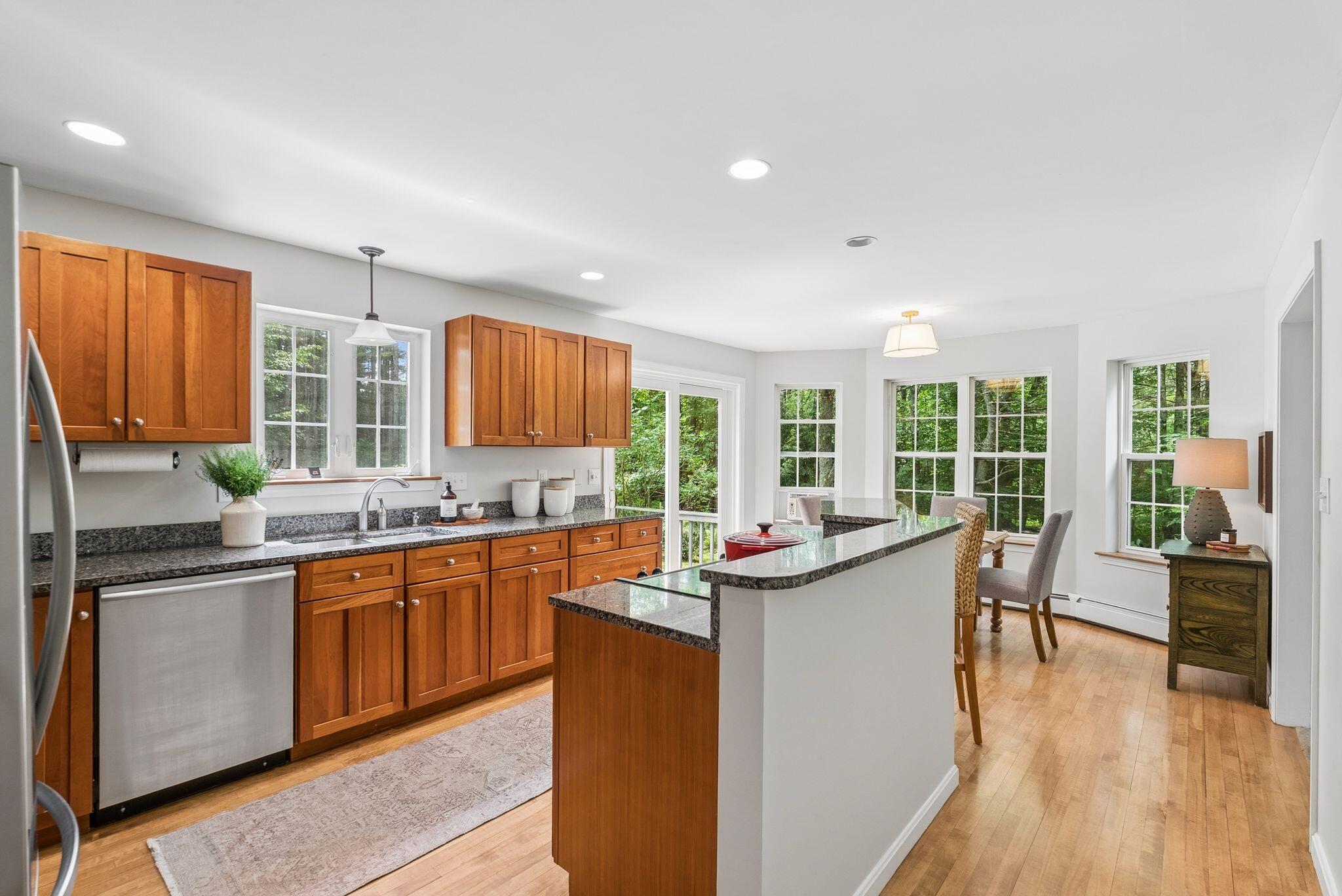14 Titcomb Field Road Property Photo 6