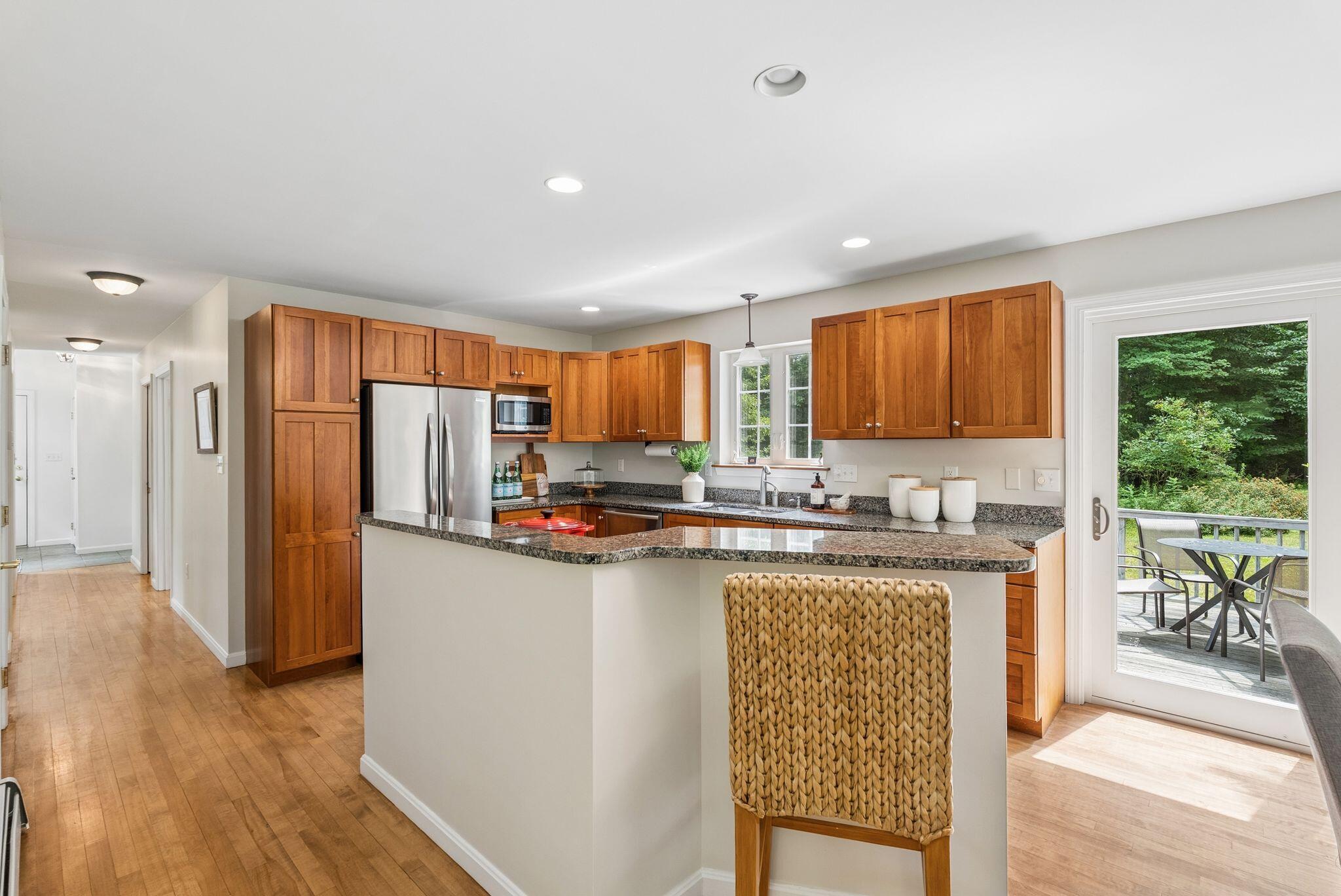 14 Titcomb Field Road Property Photo 7