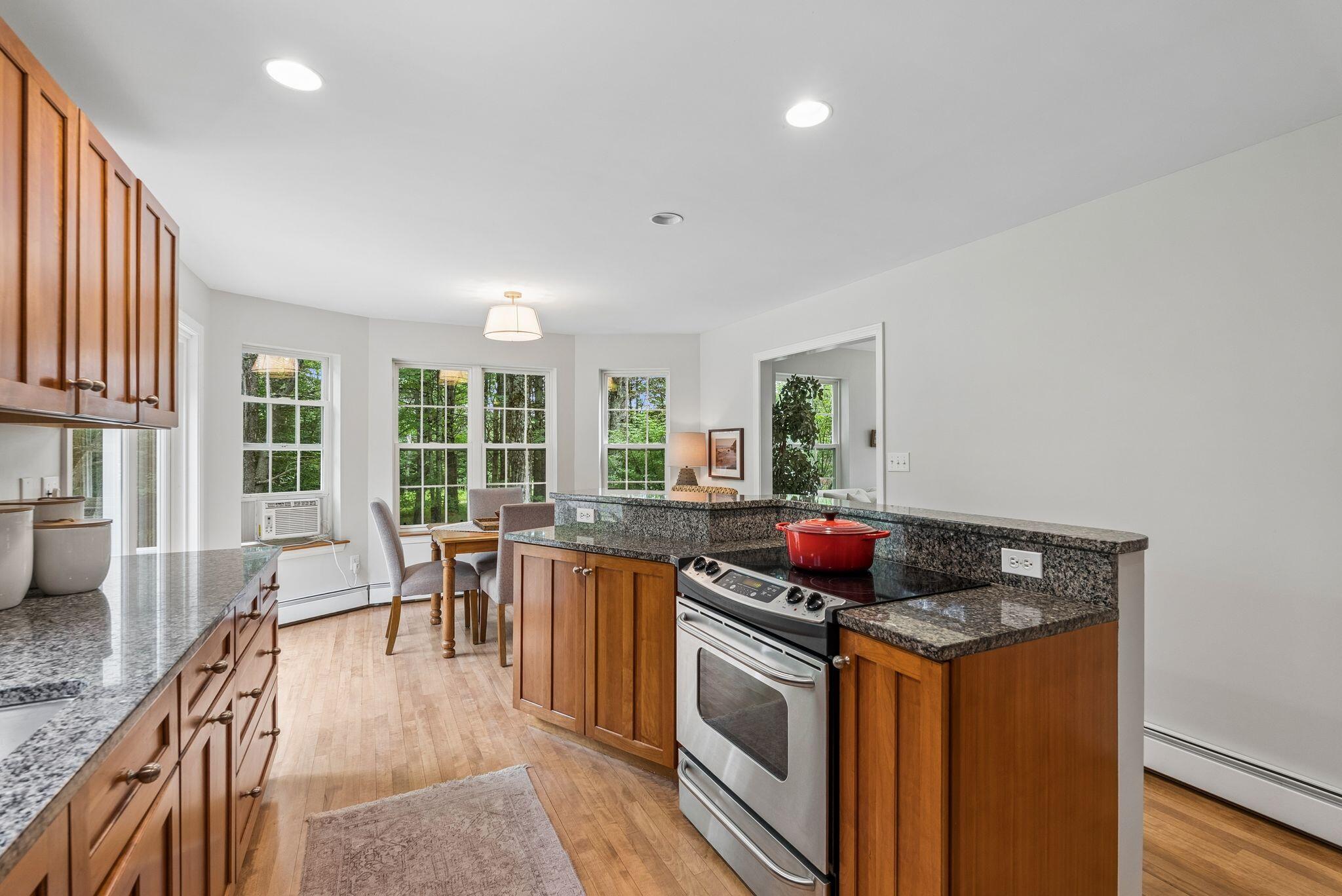 14 Titcomb Field Road Property Photo 9