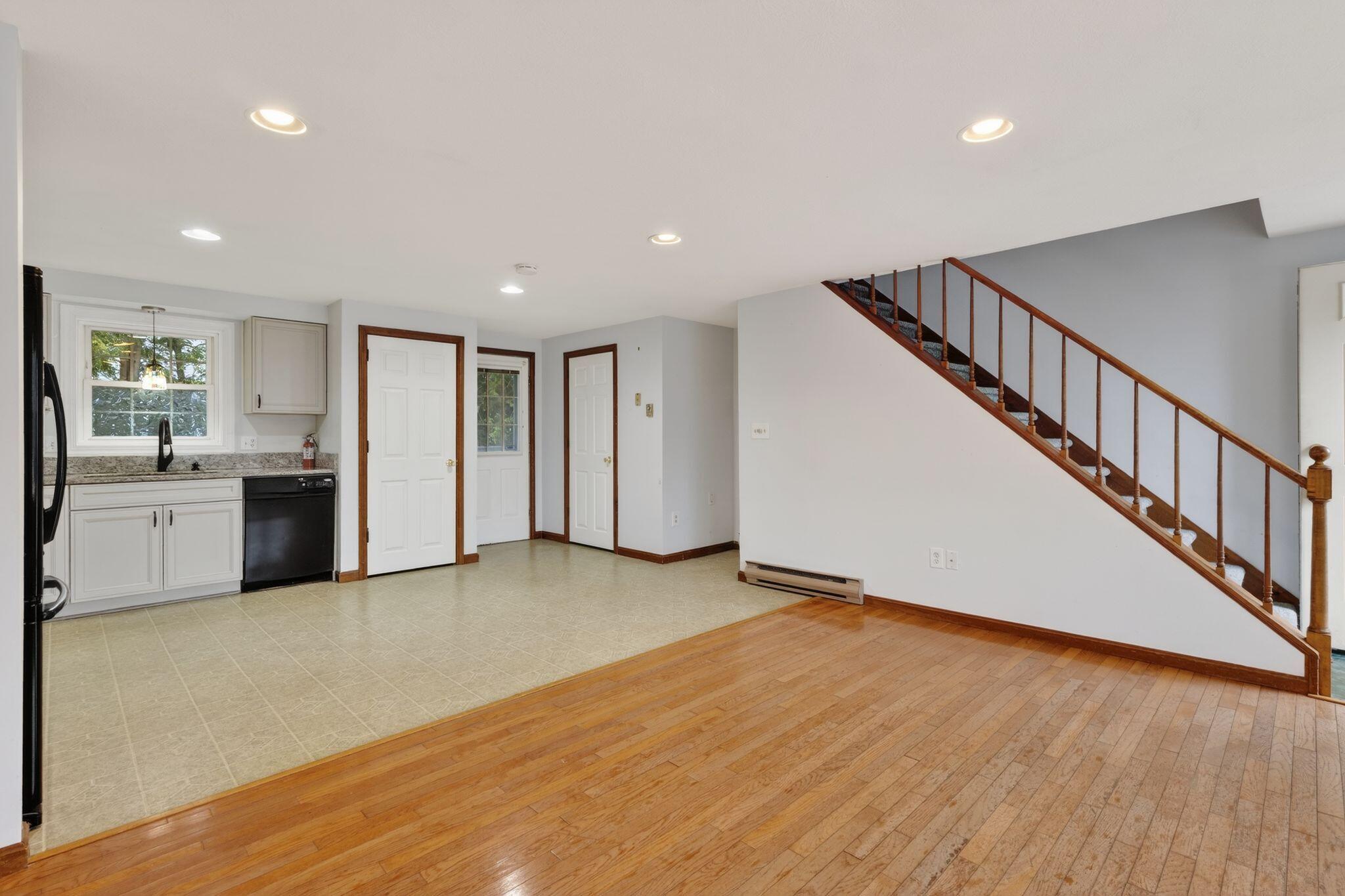 91 Western Avenue 3 Property Photo 8
