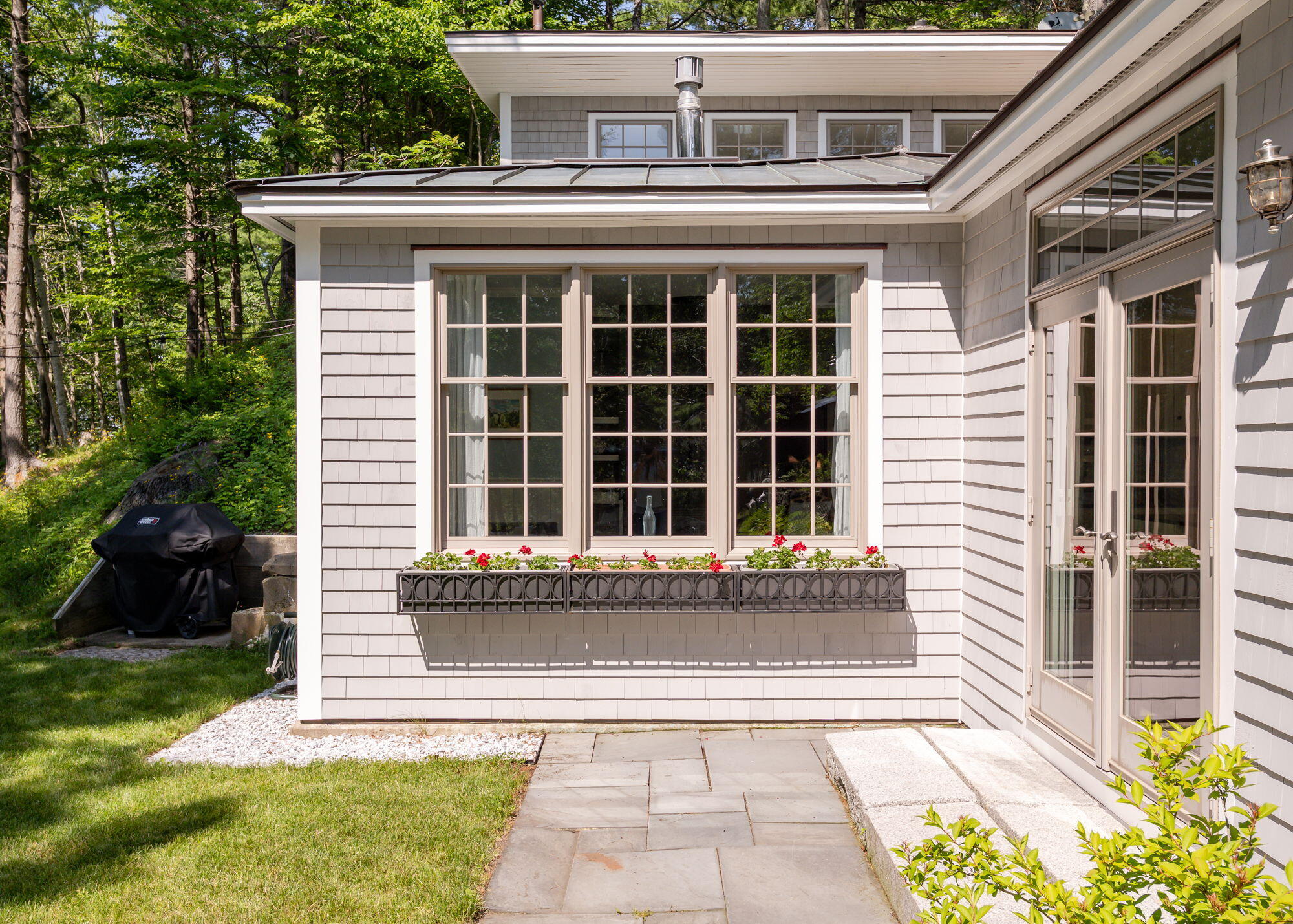 218 West Shore Drive Property Photo 4