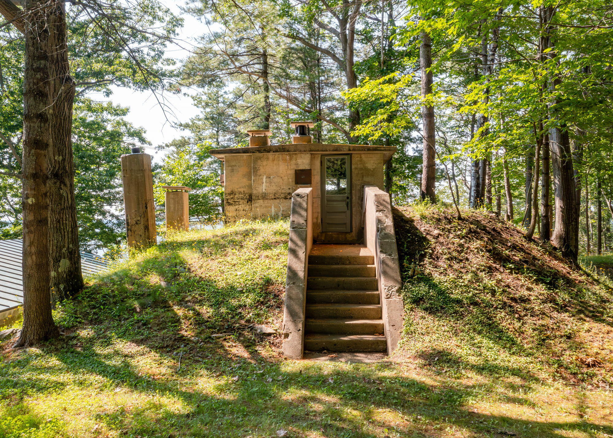 218 West Shore Drive Property Photo 41