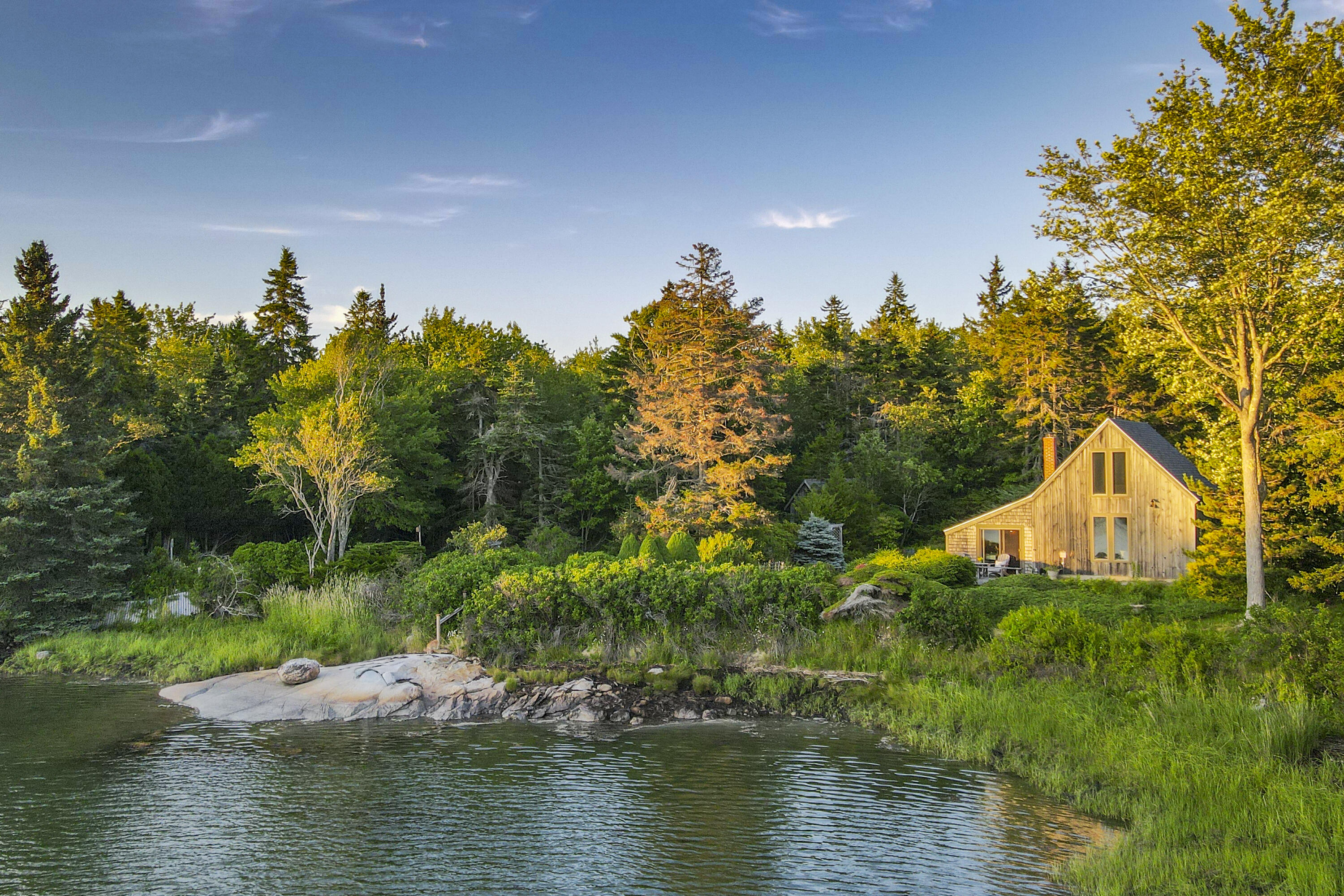 53 Island Avenue Property Photo 1