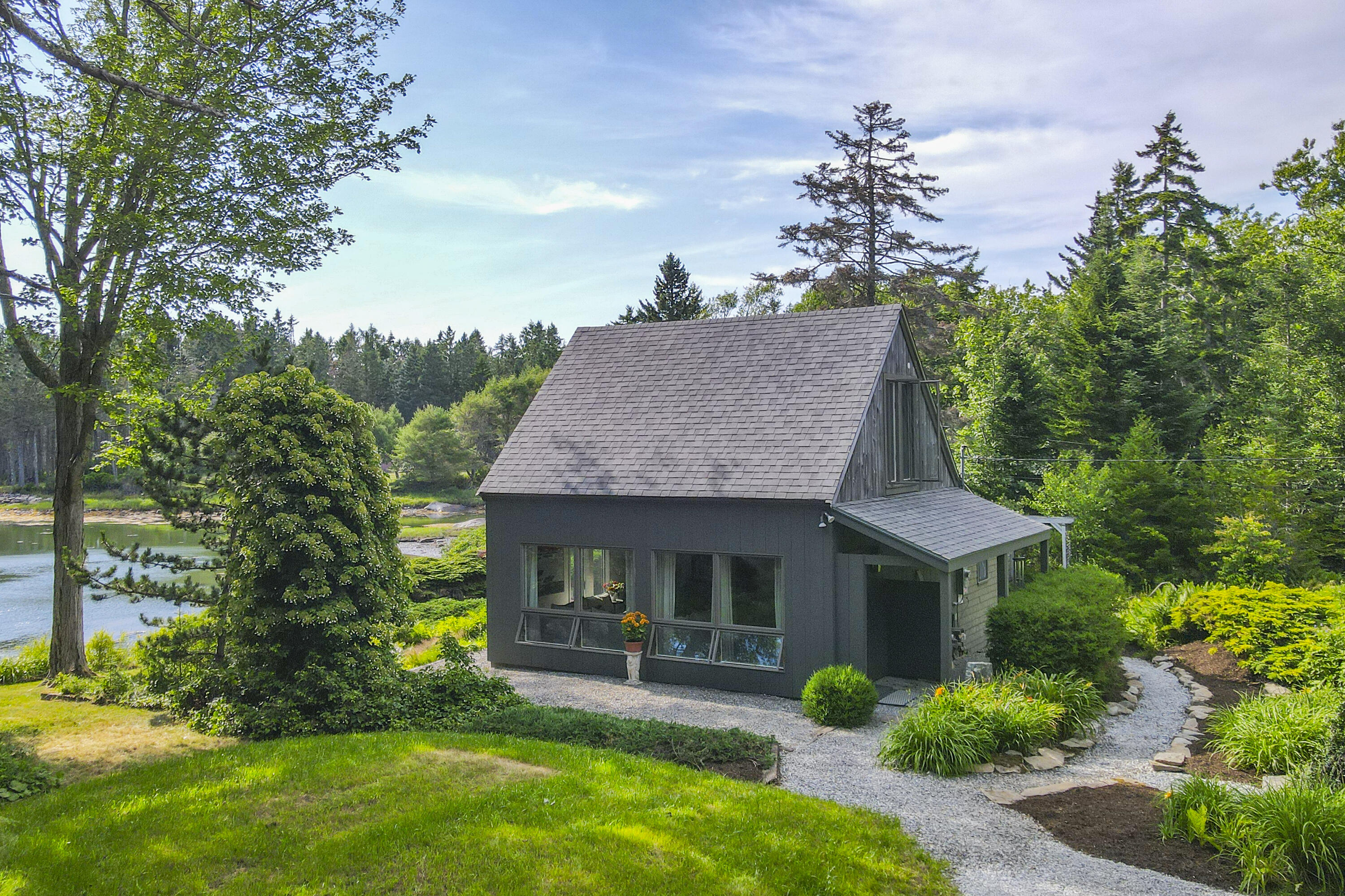 53 Island Avenue Property Photo 2