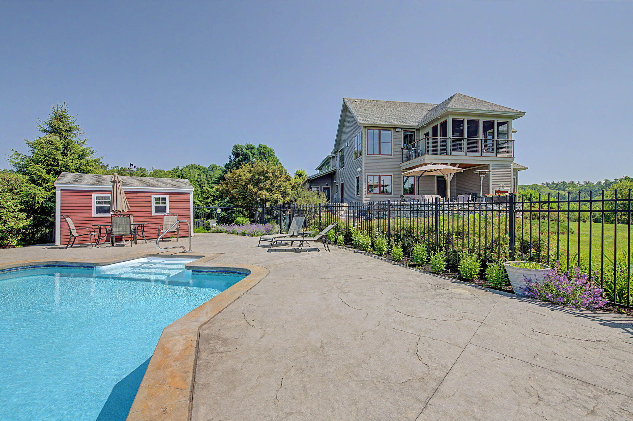 156 Barstow Road Property Photo 4